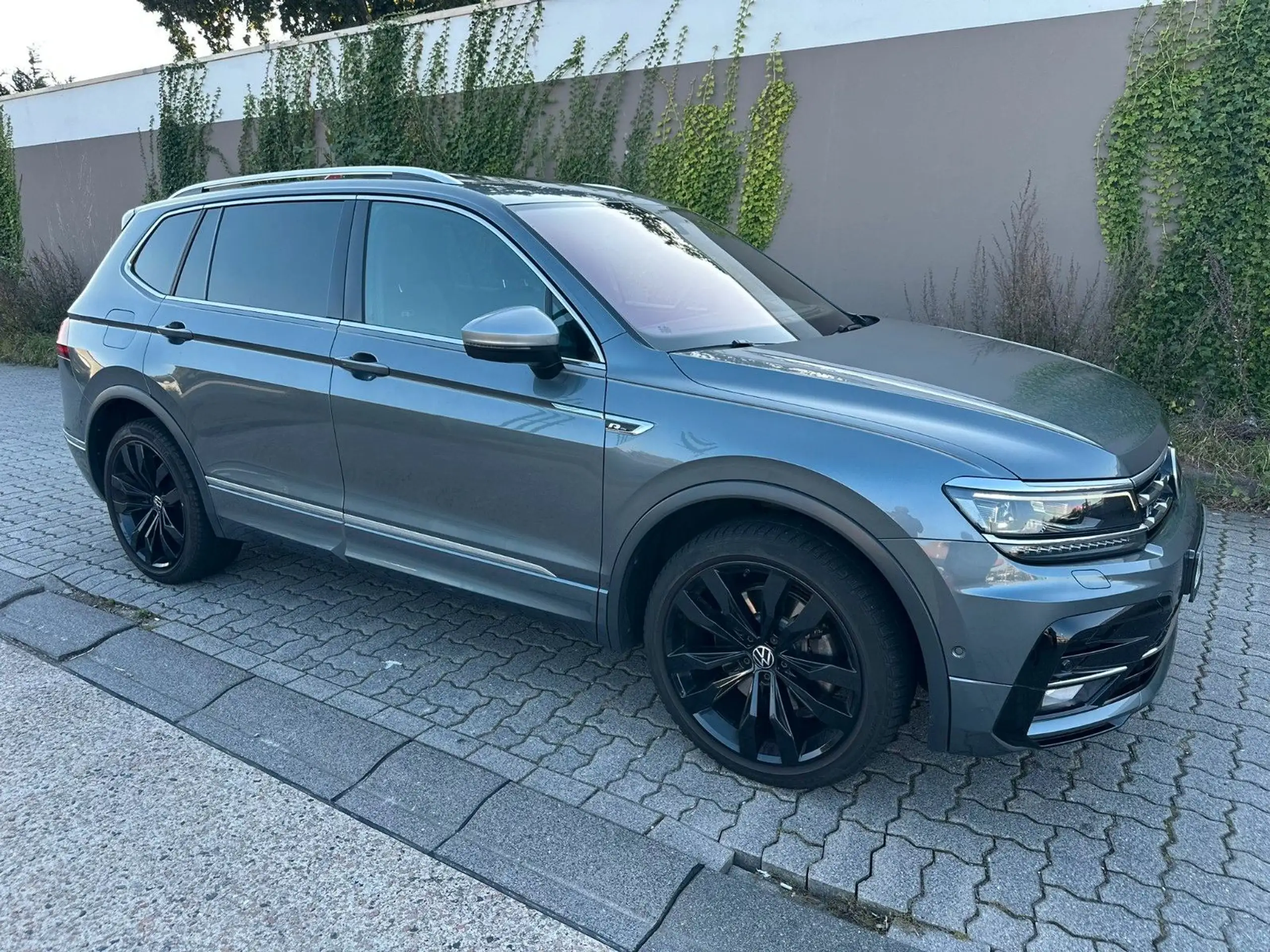 Volkswagen - Tiguan Allspace