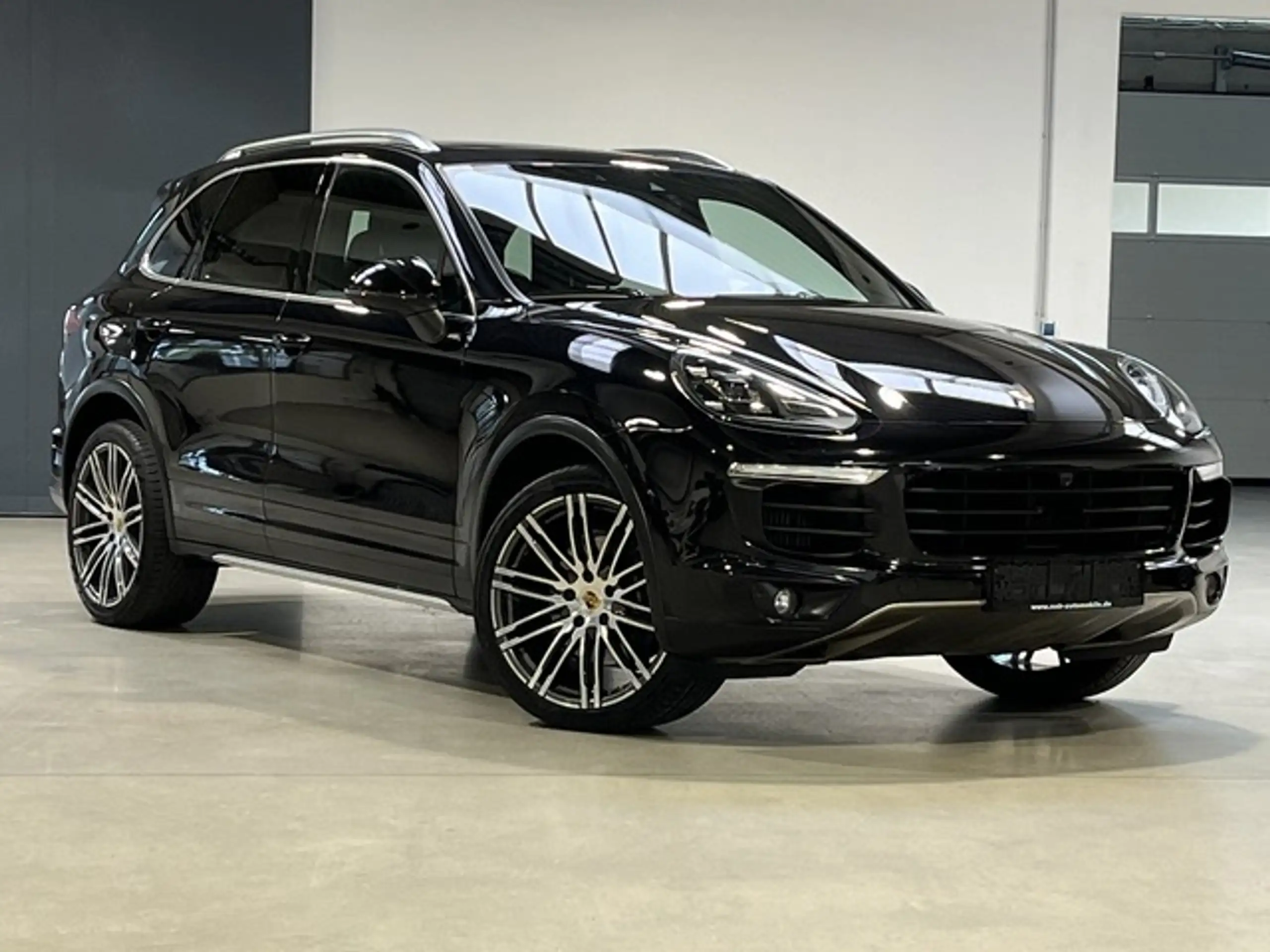 Porsche - Cayenne