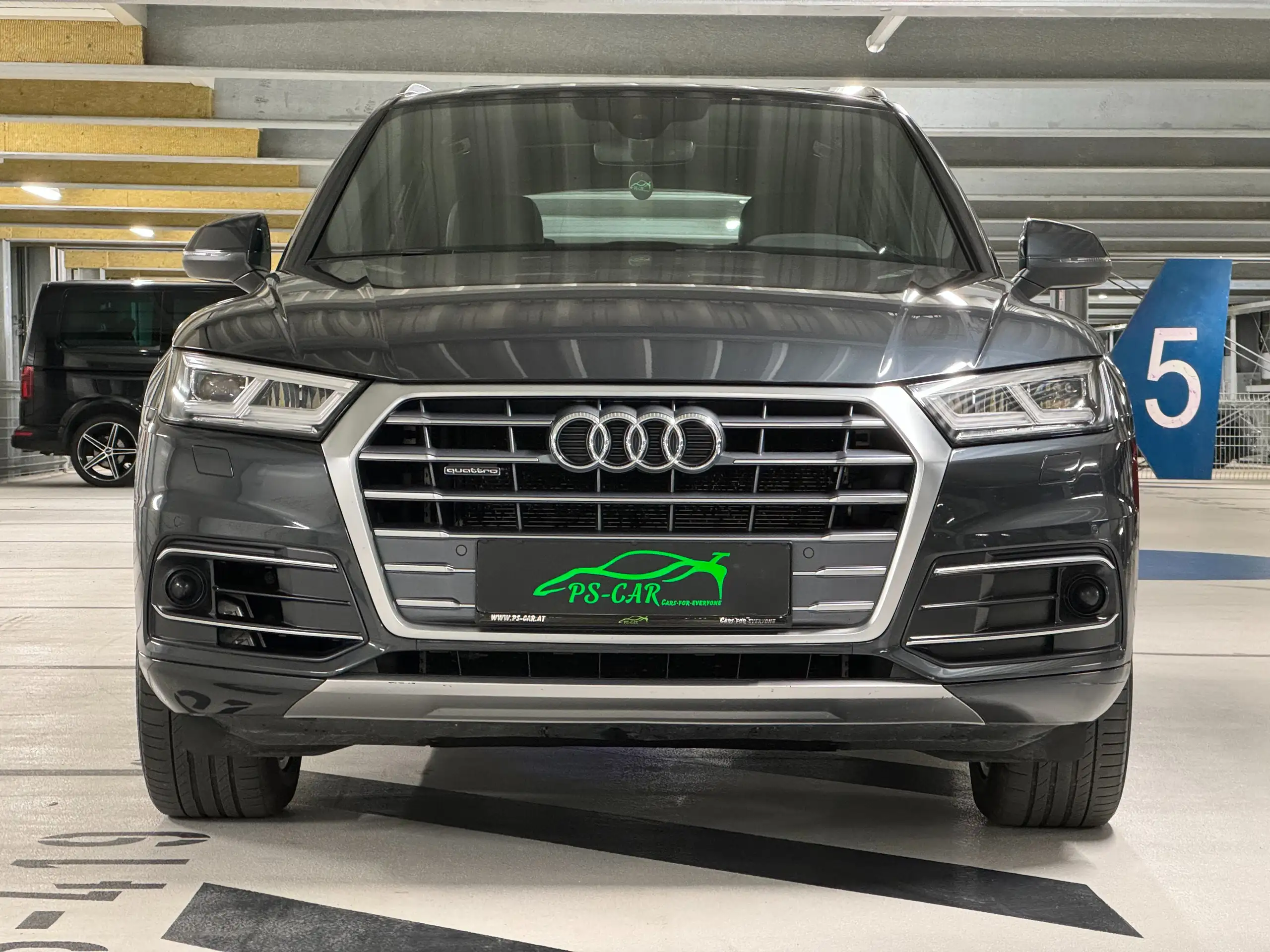 Audi - Q5