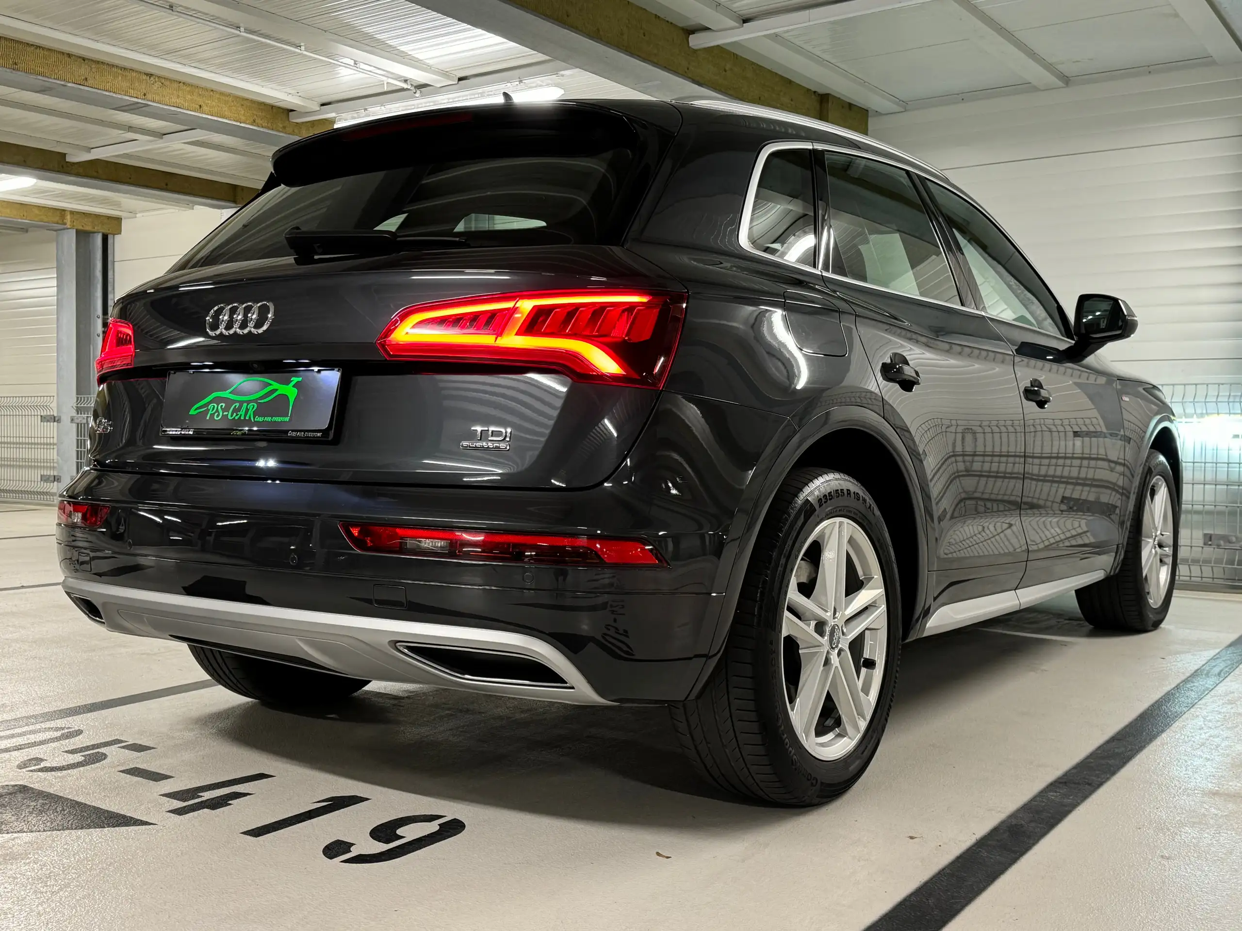 Audi - Q5