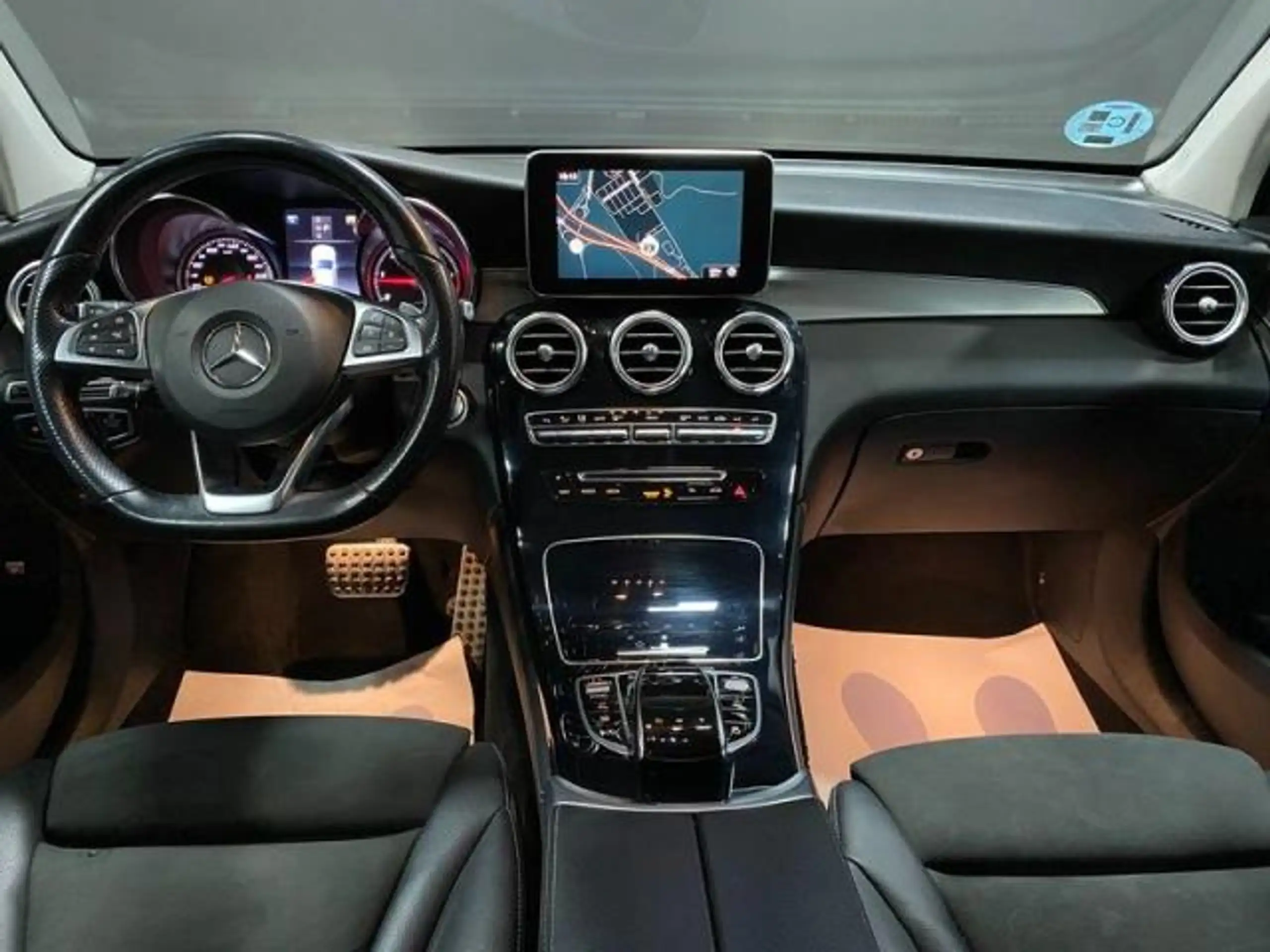 Mercedes-Benz - GLC 43 AMG