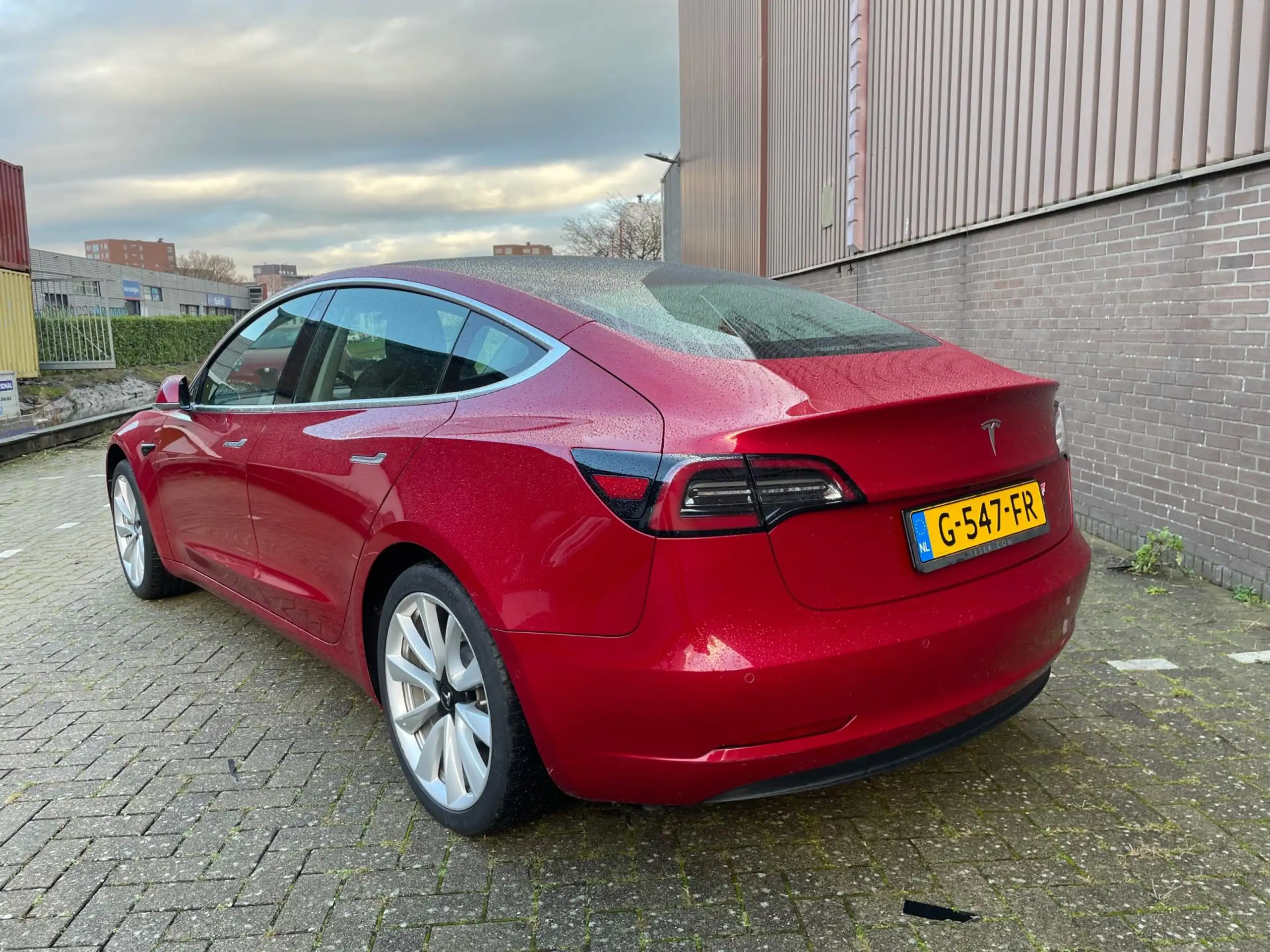 Tesla - Model 3