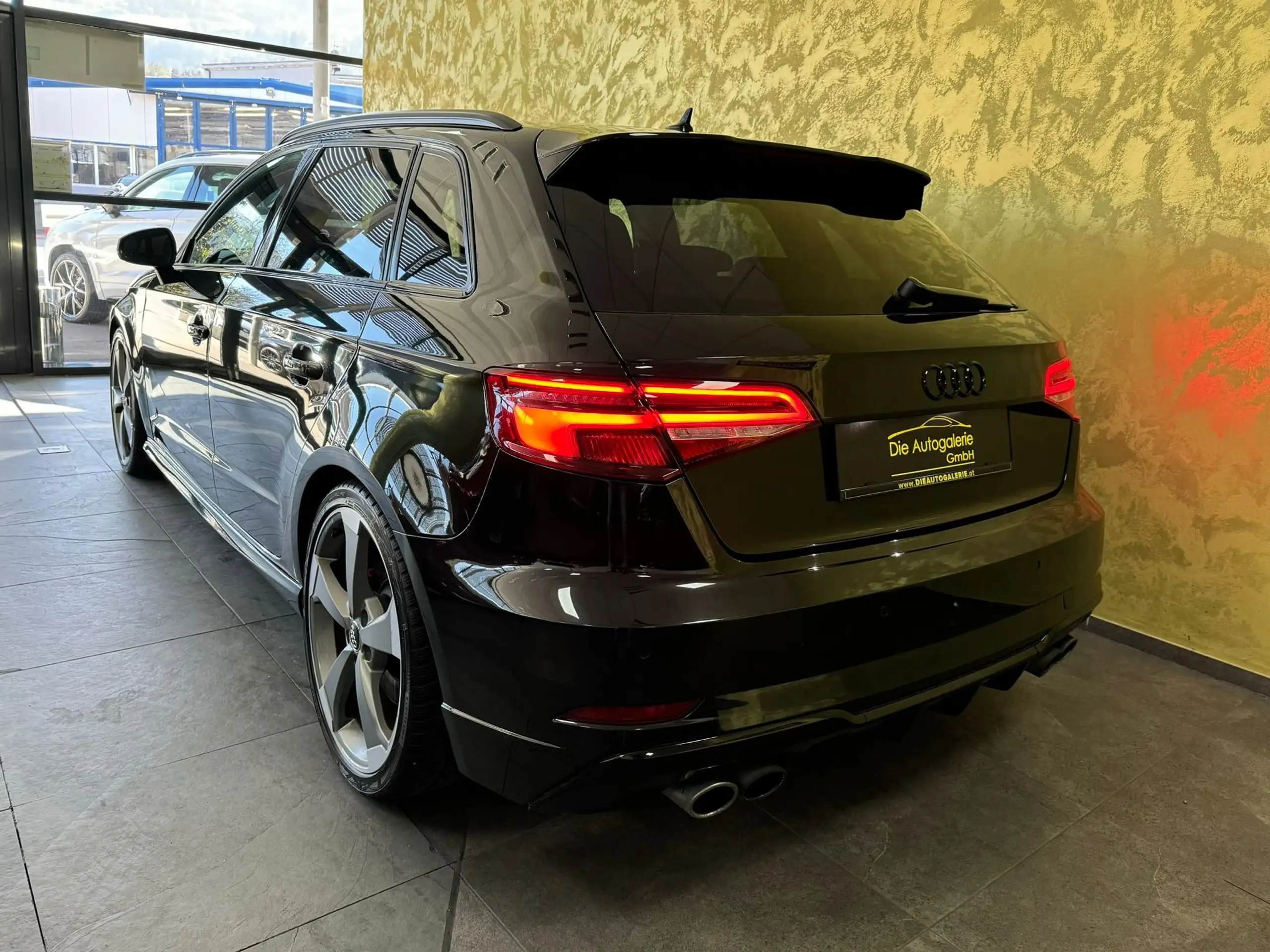 Audi - S3