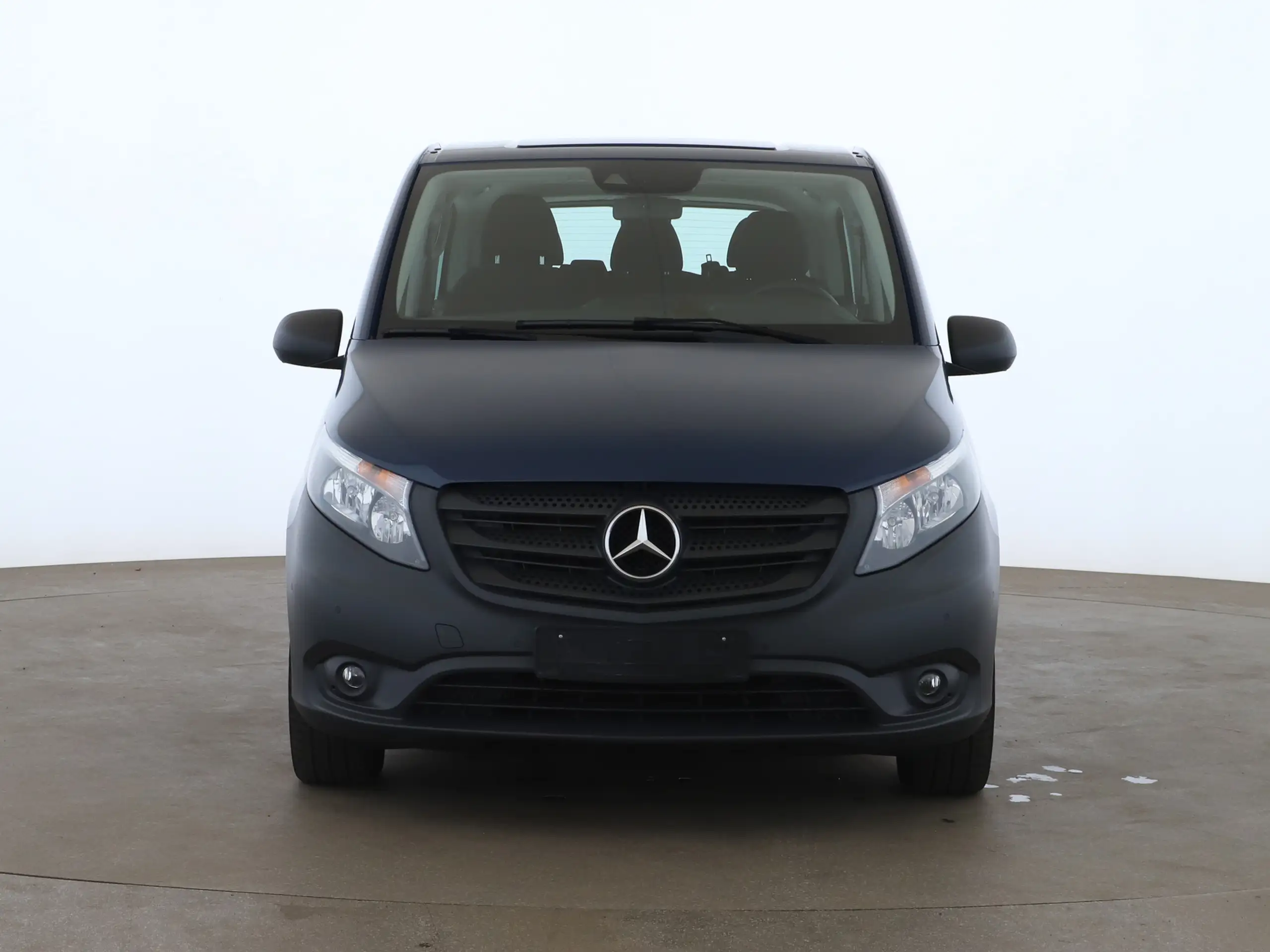 Mercedes-Benz - Vito