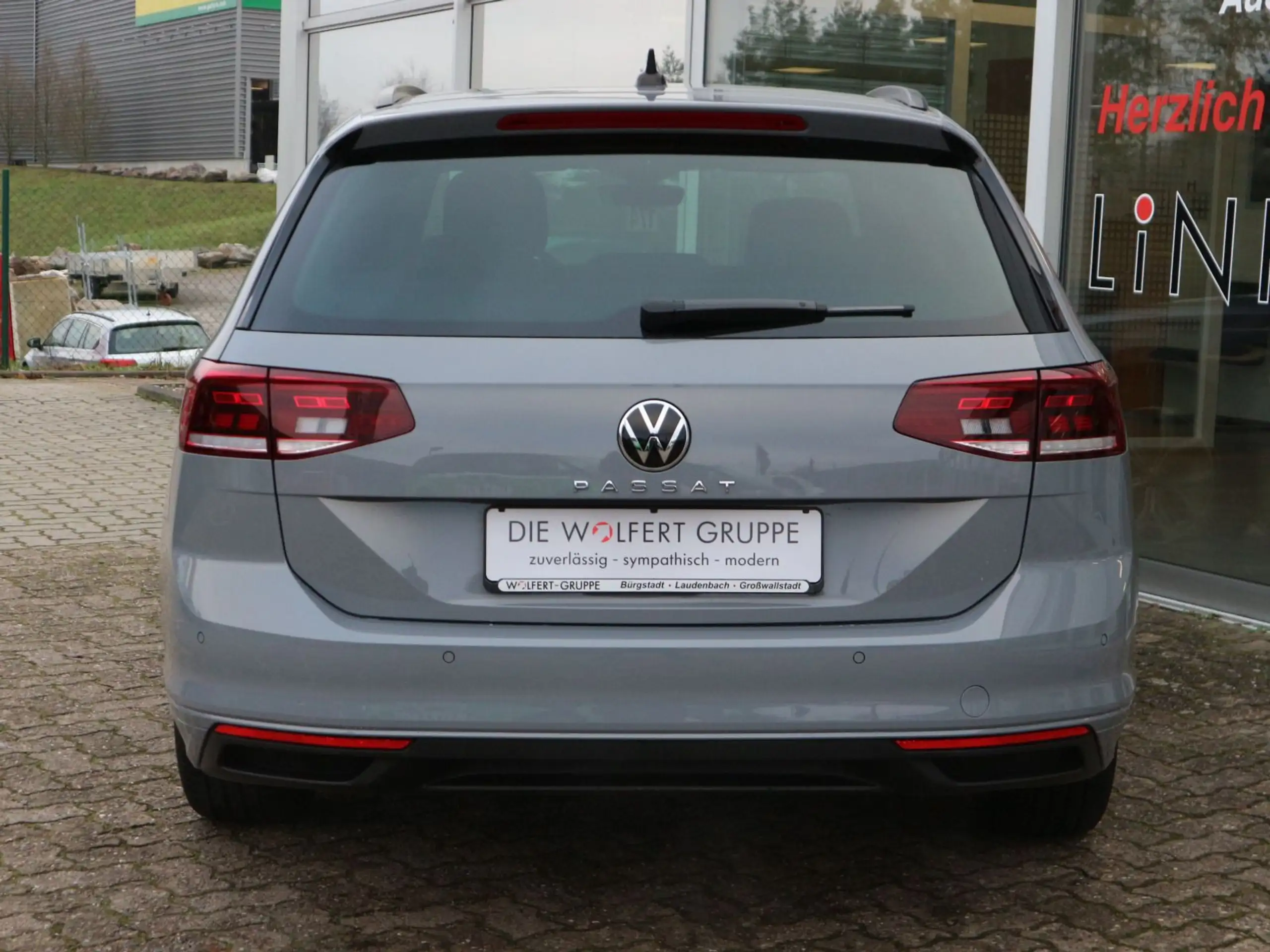 Volkswagen - Passat Variant