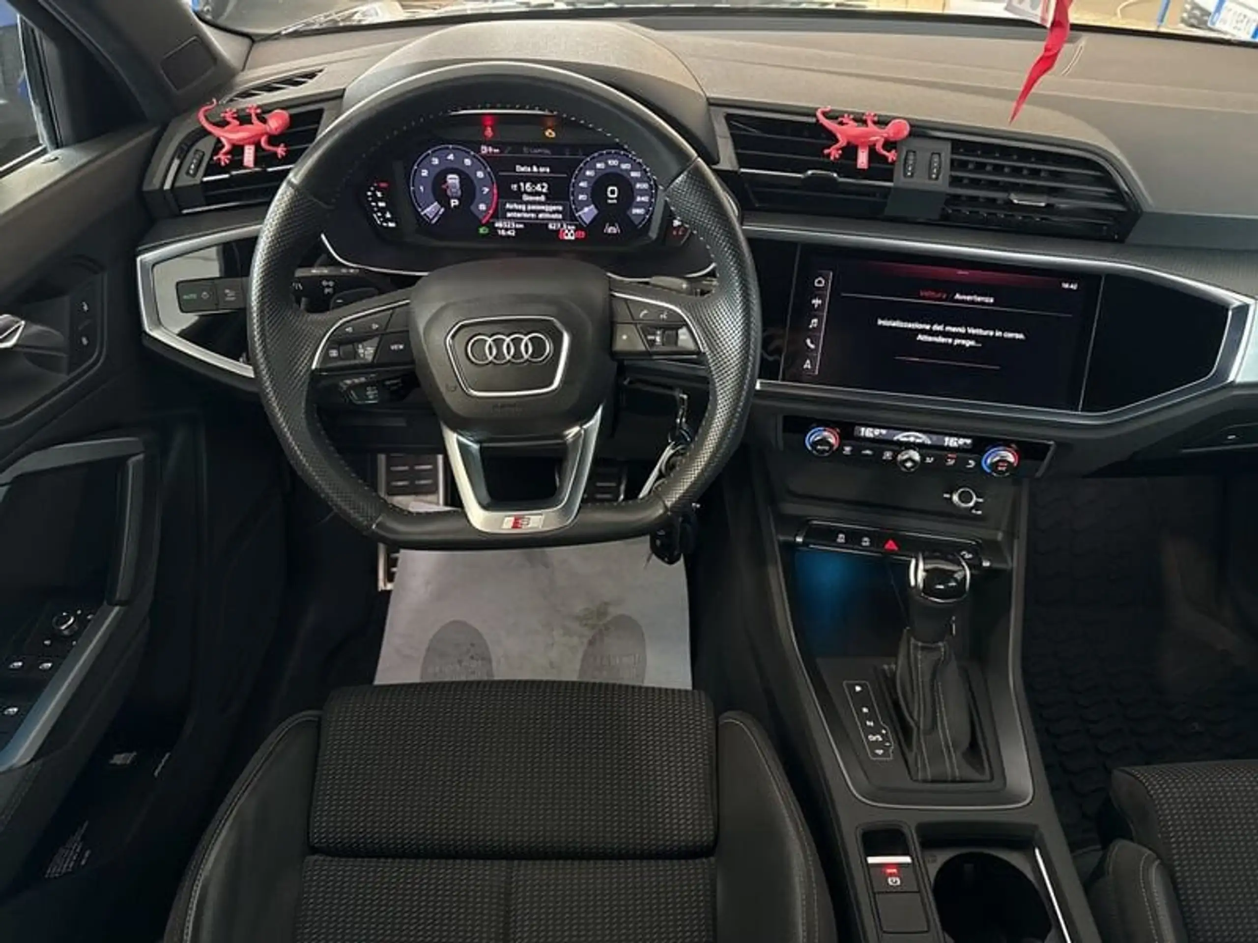 Audi - Q3