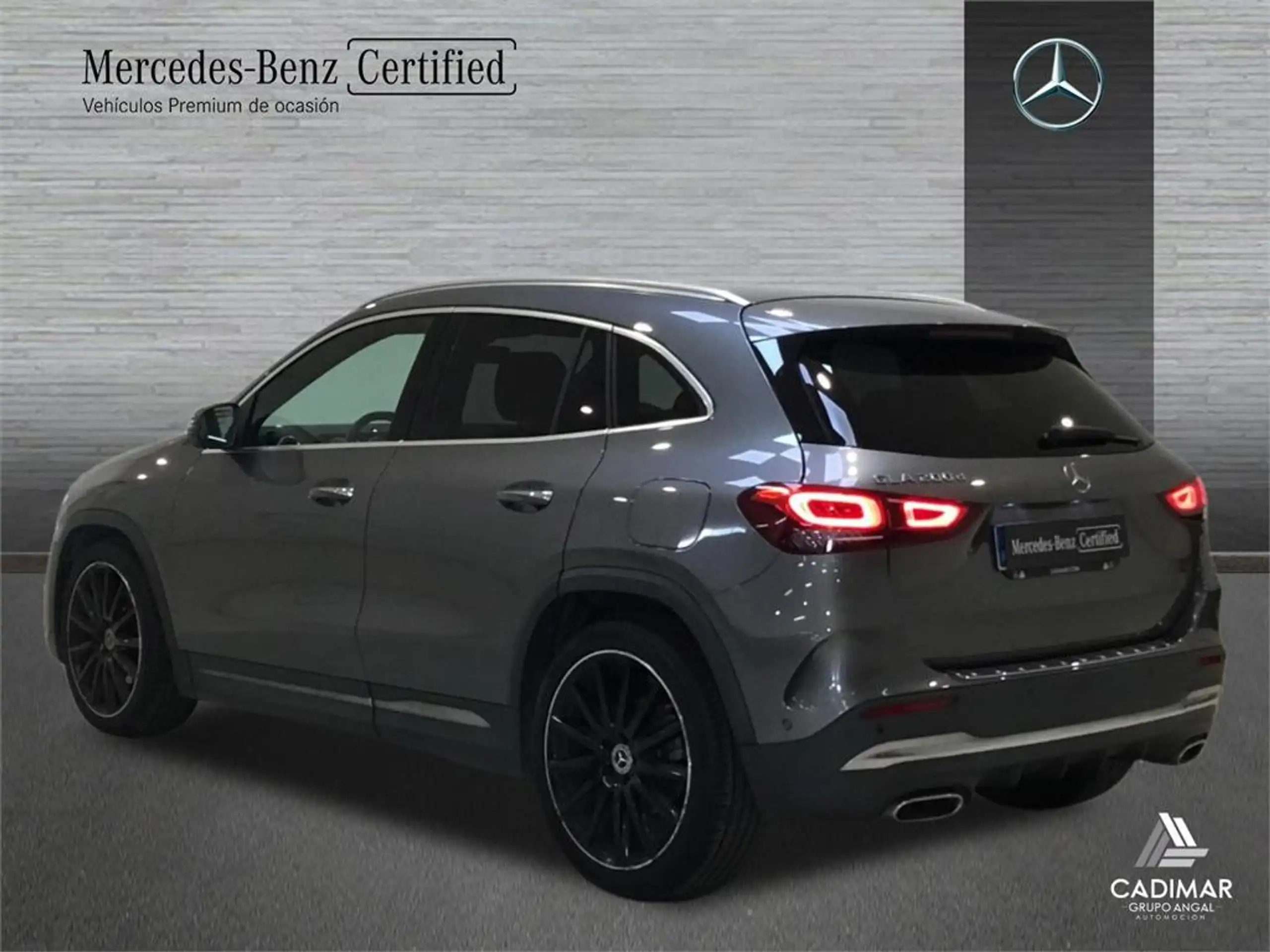 Mercedes-Benz - GLA 200