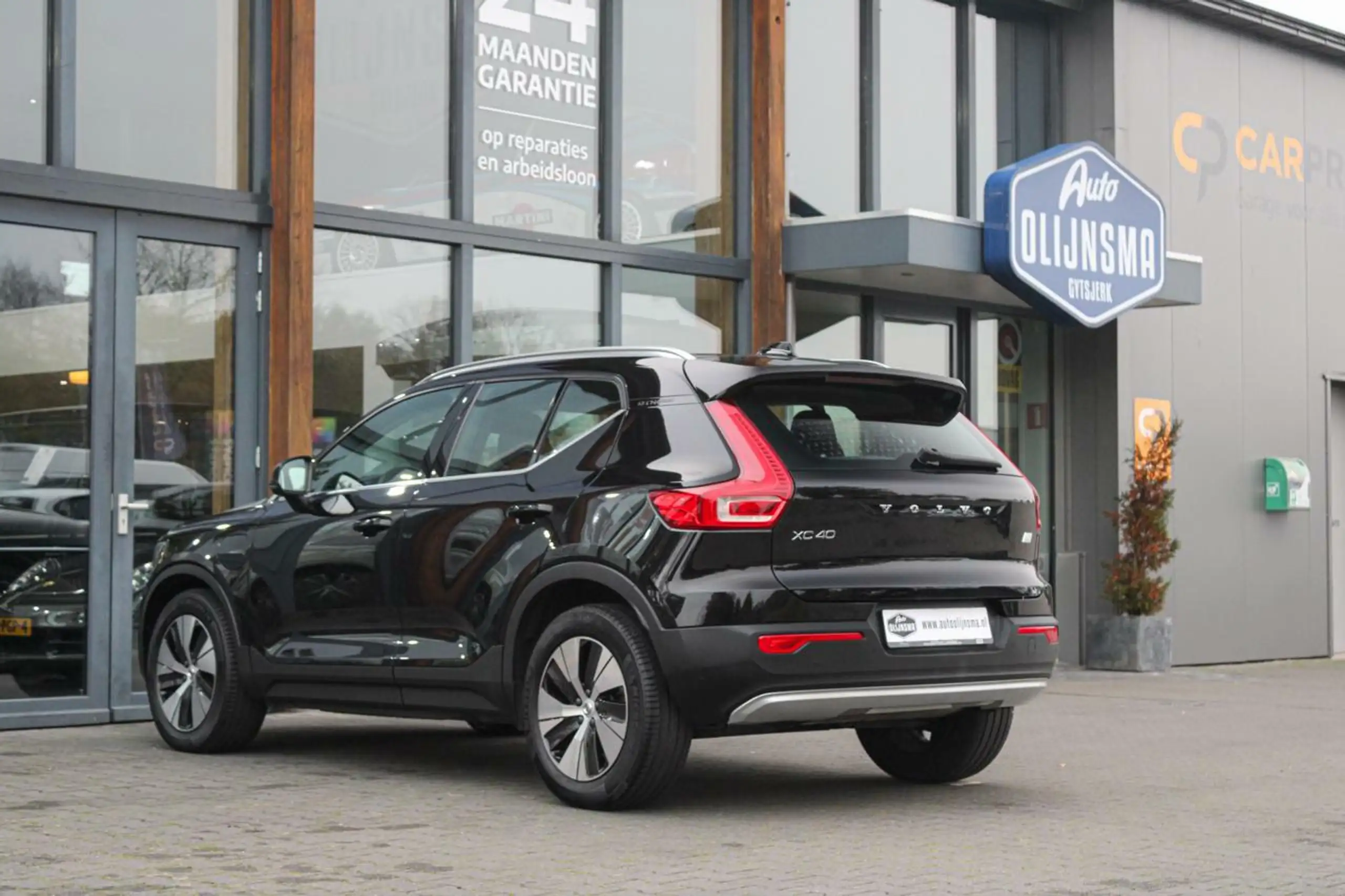 Volvo - XC40