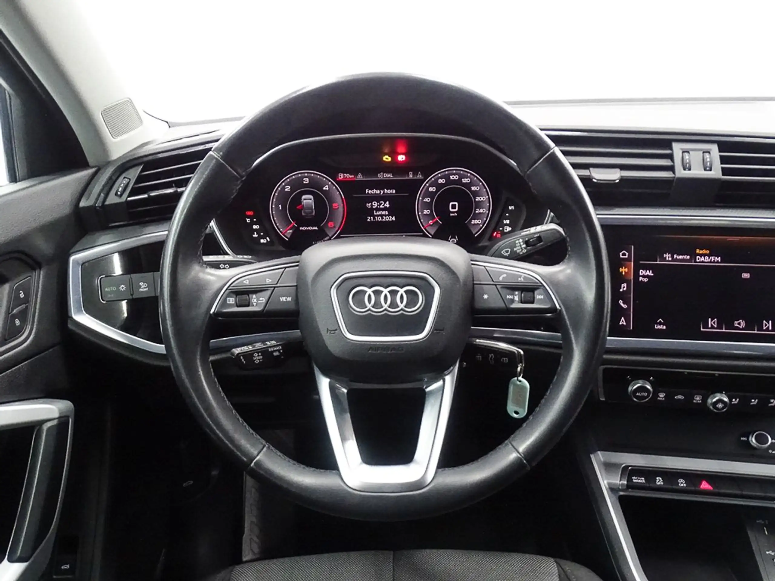 Audi - Q3