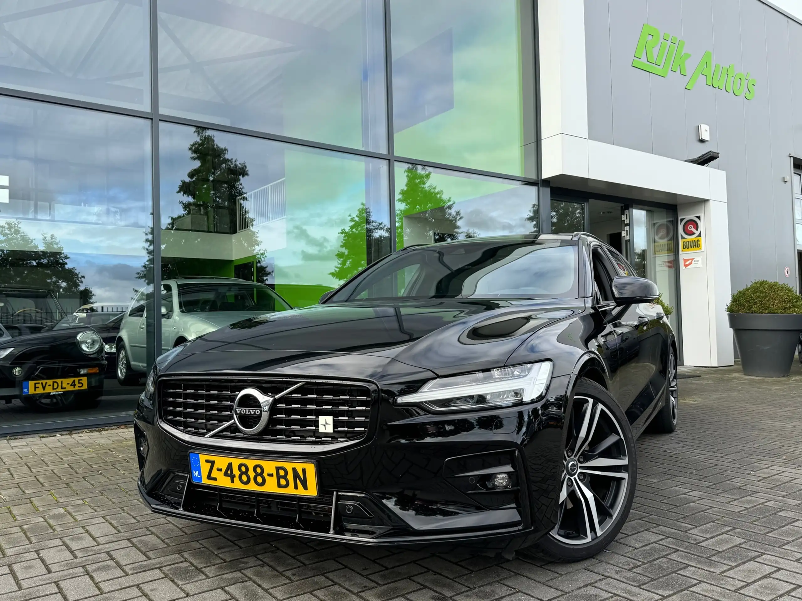 Volvo V60 2020