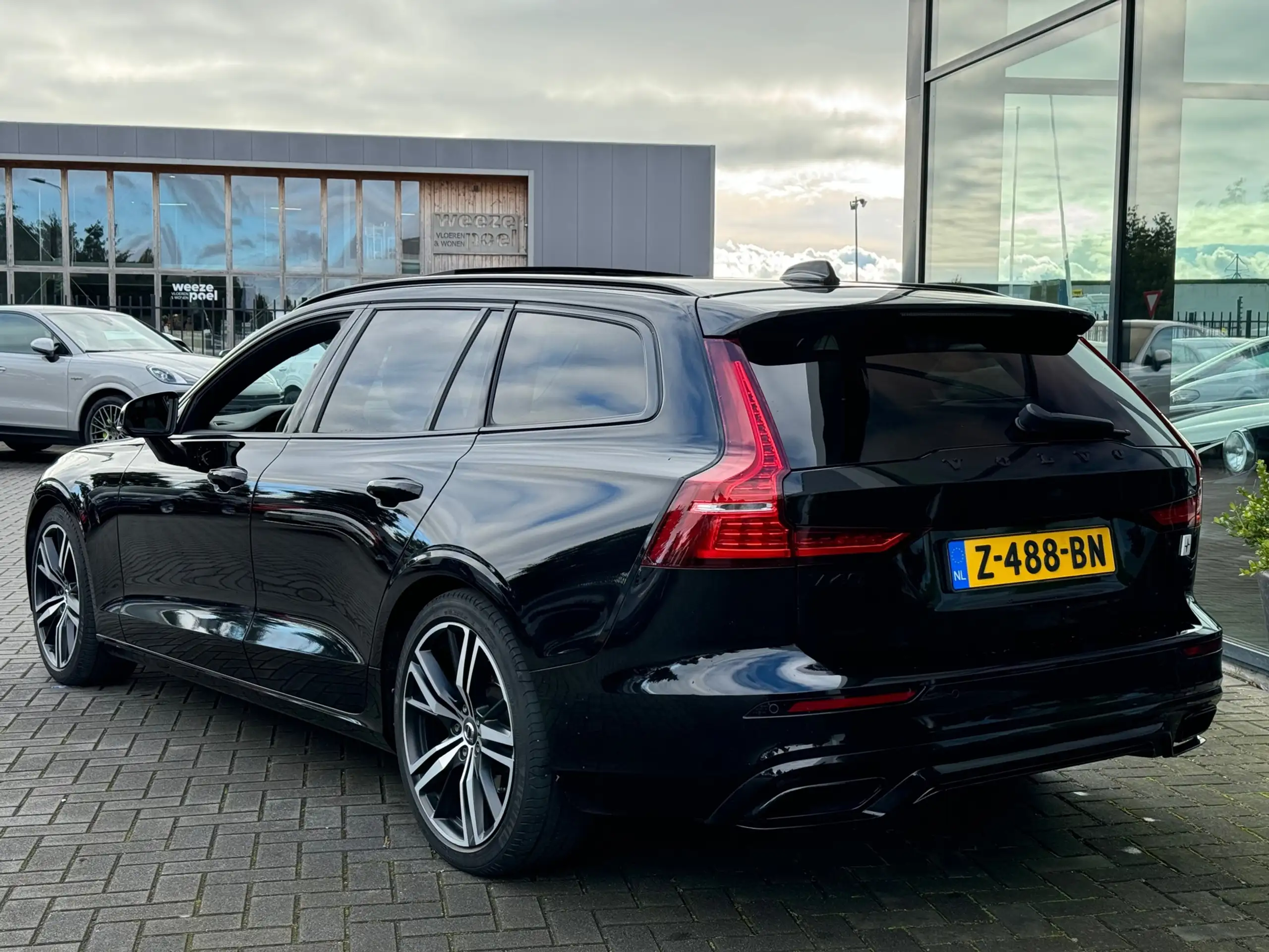 Volvo - V60