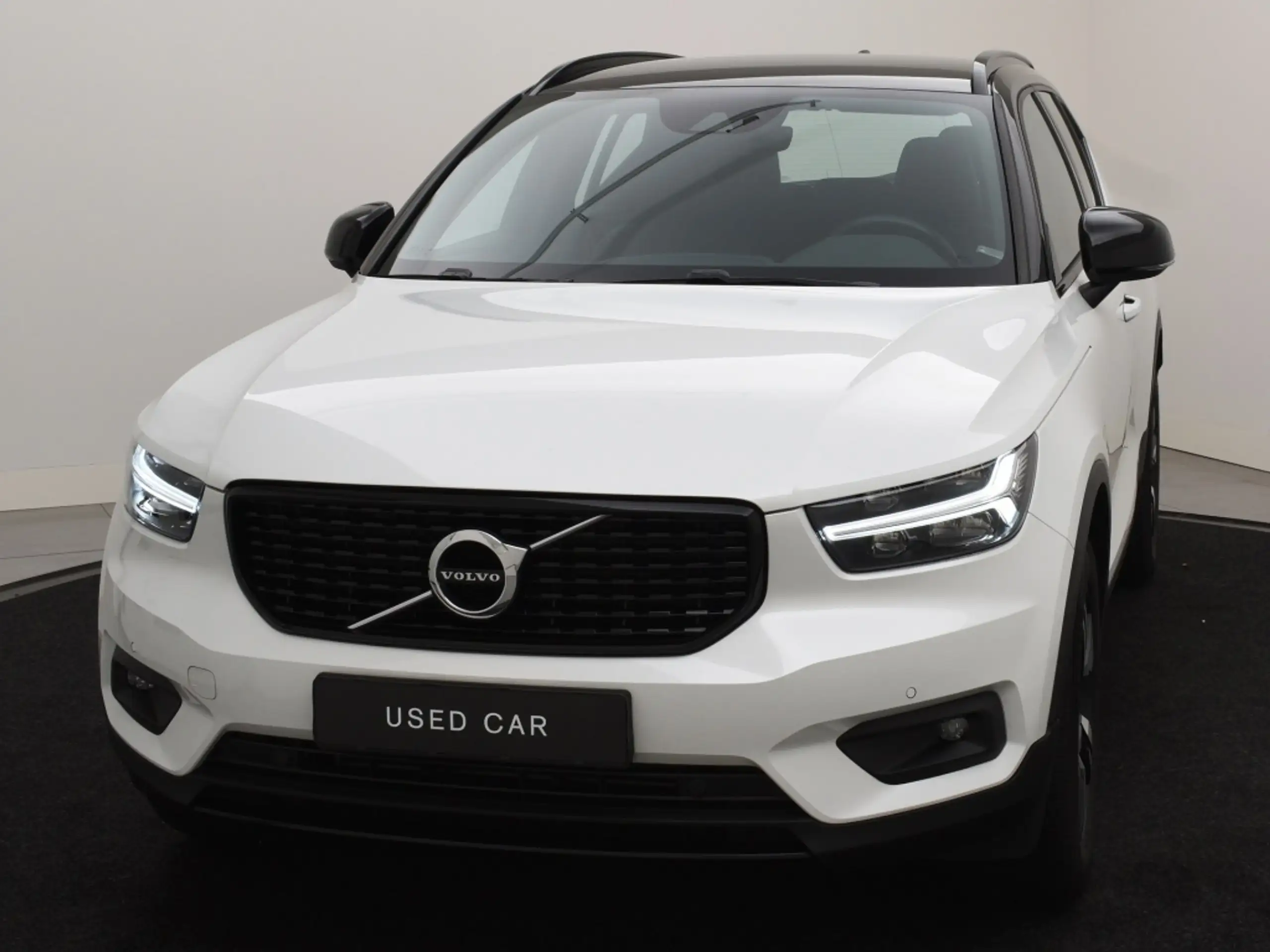 Volvo - XC40