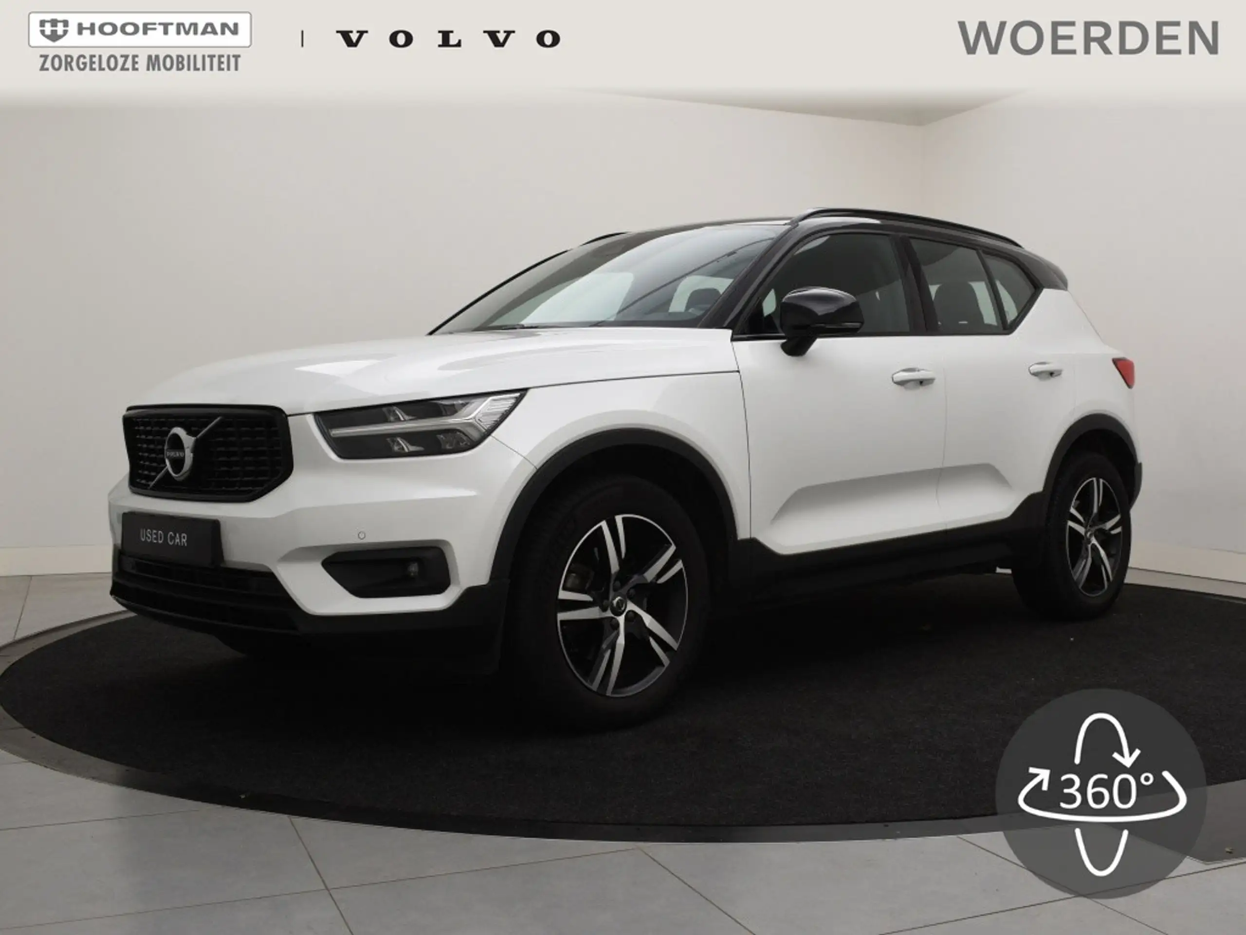 Volvo - XC40