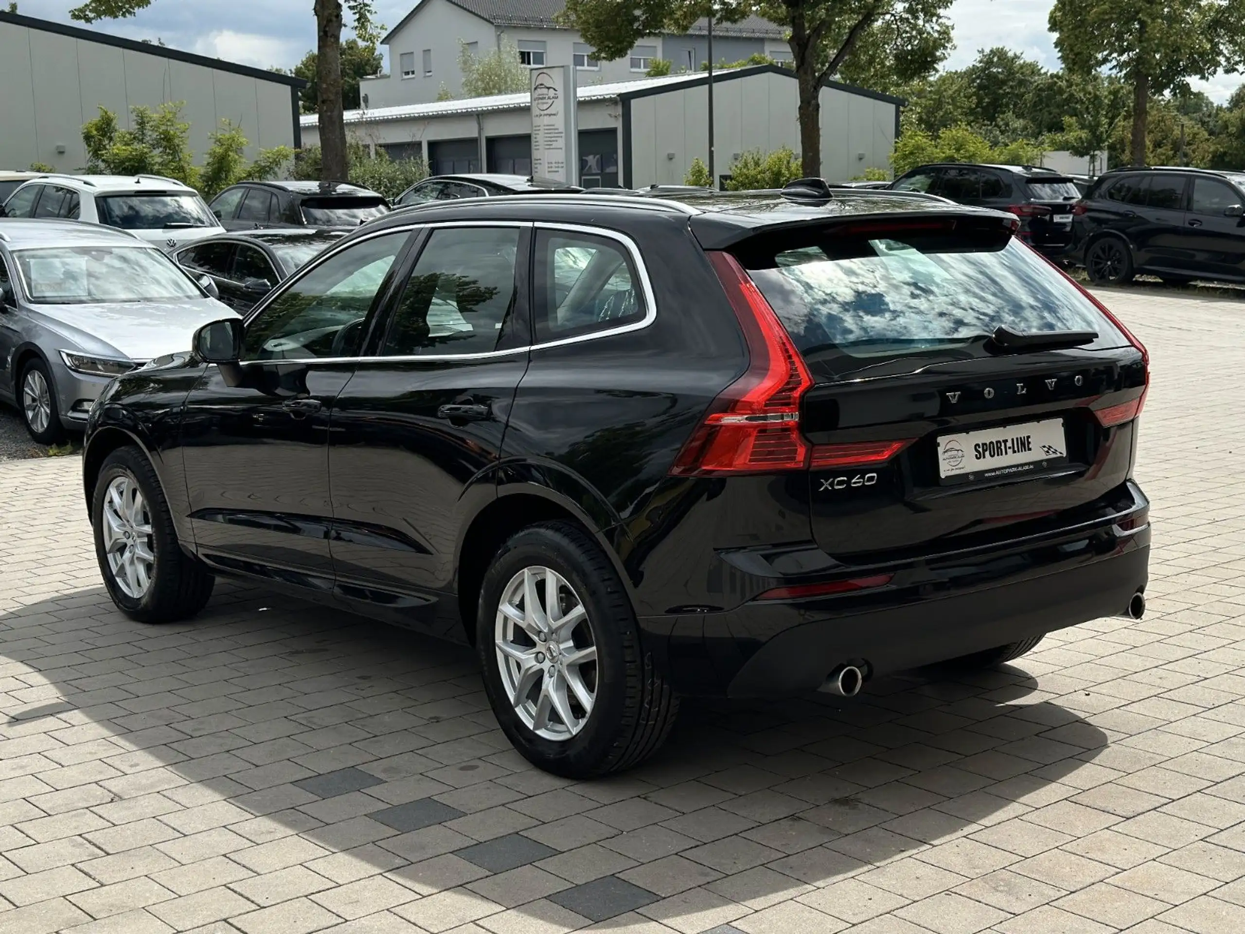 Volvo - XC60