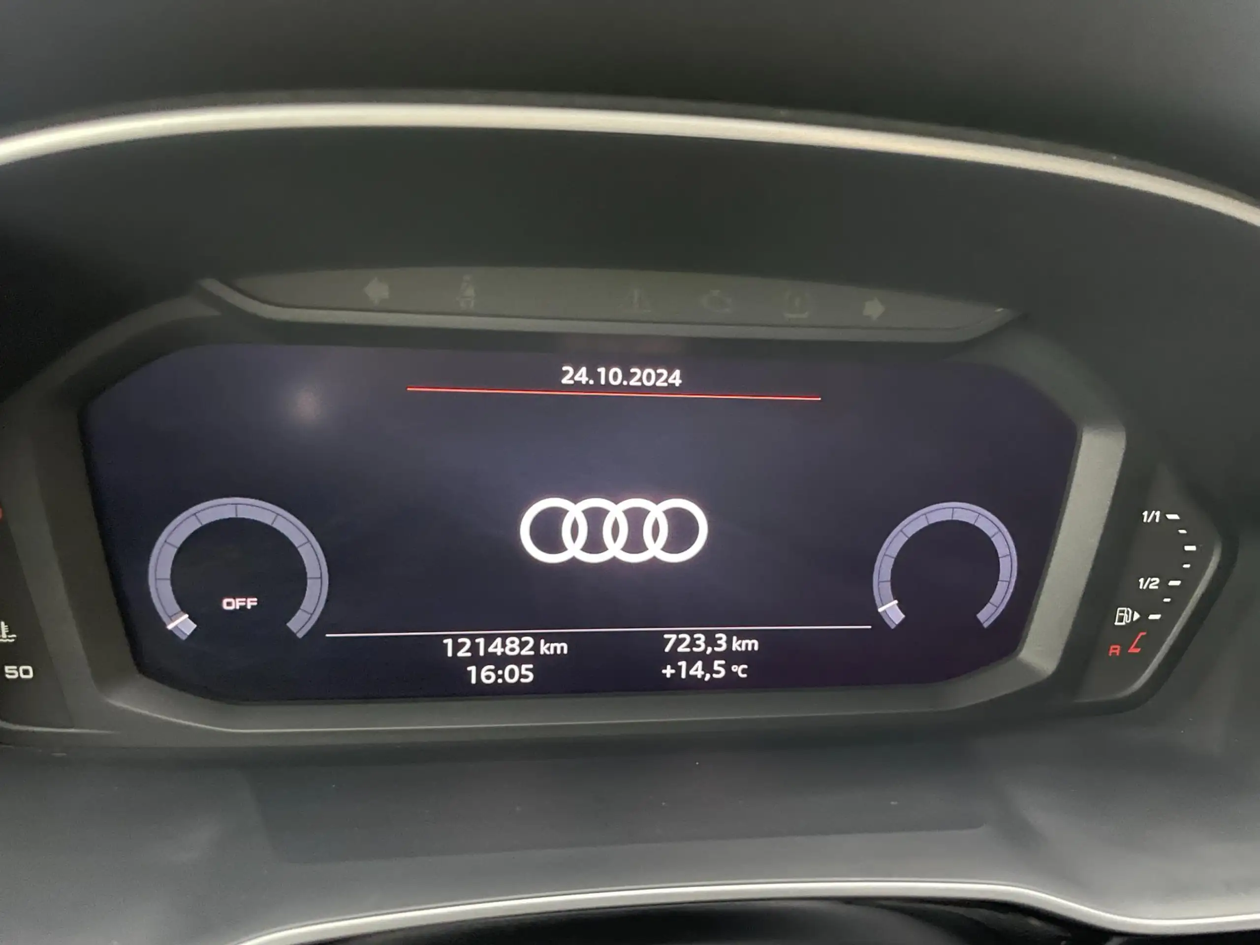 Audi - Q3