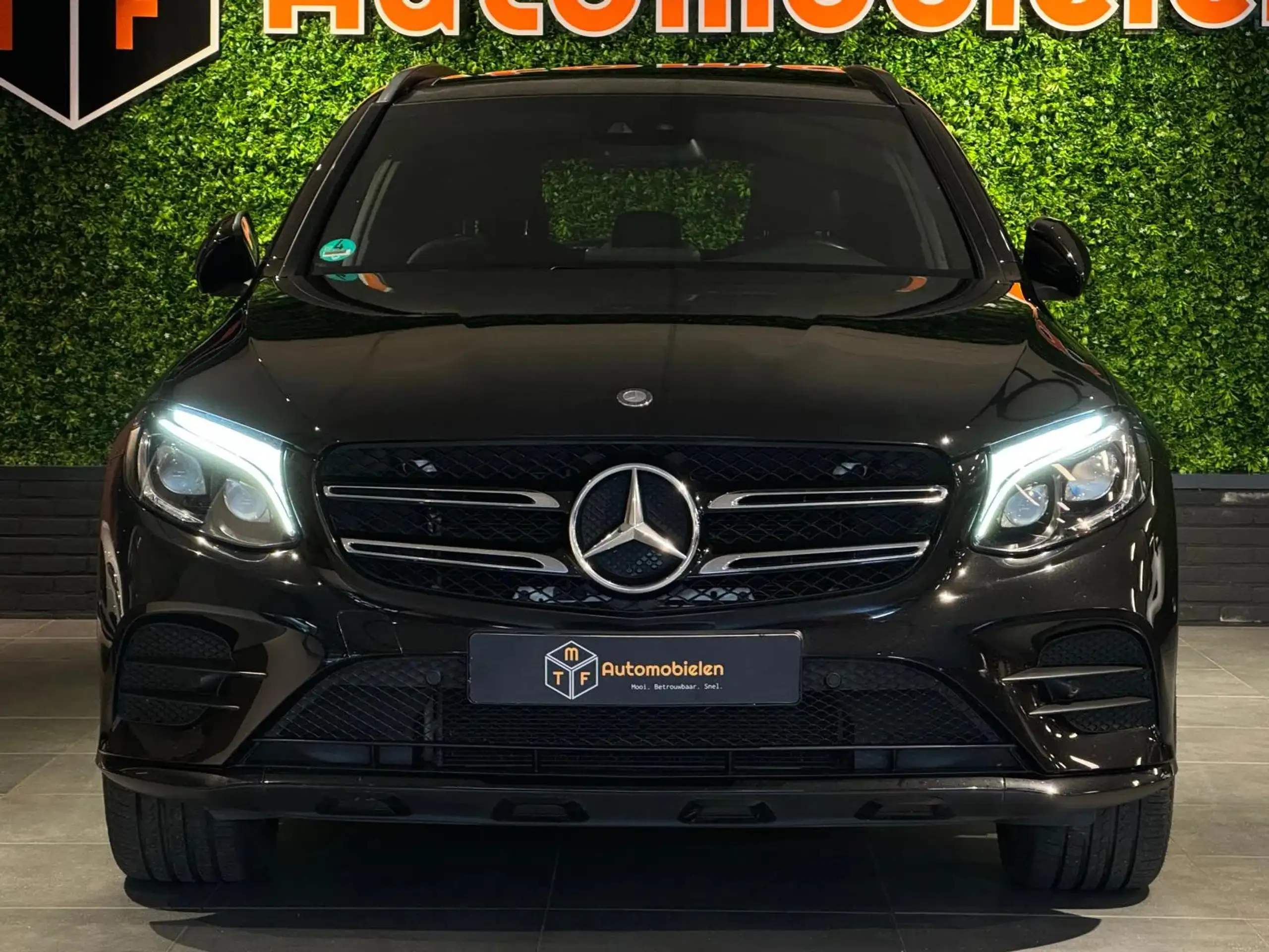 Mercedes-Benz - GLC 250