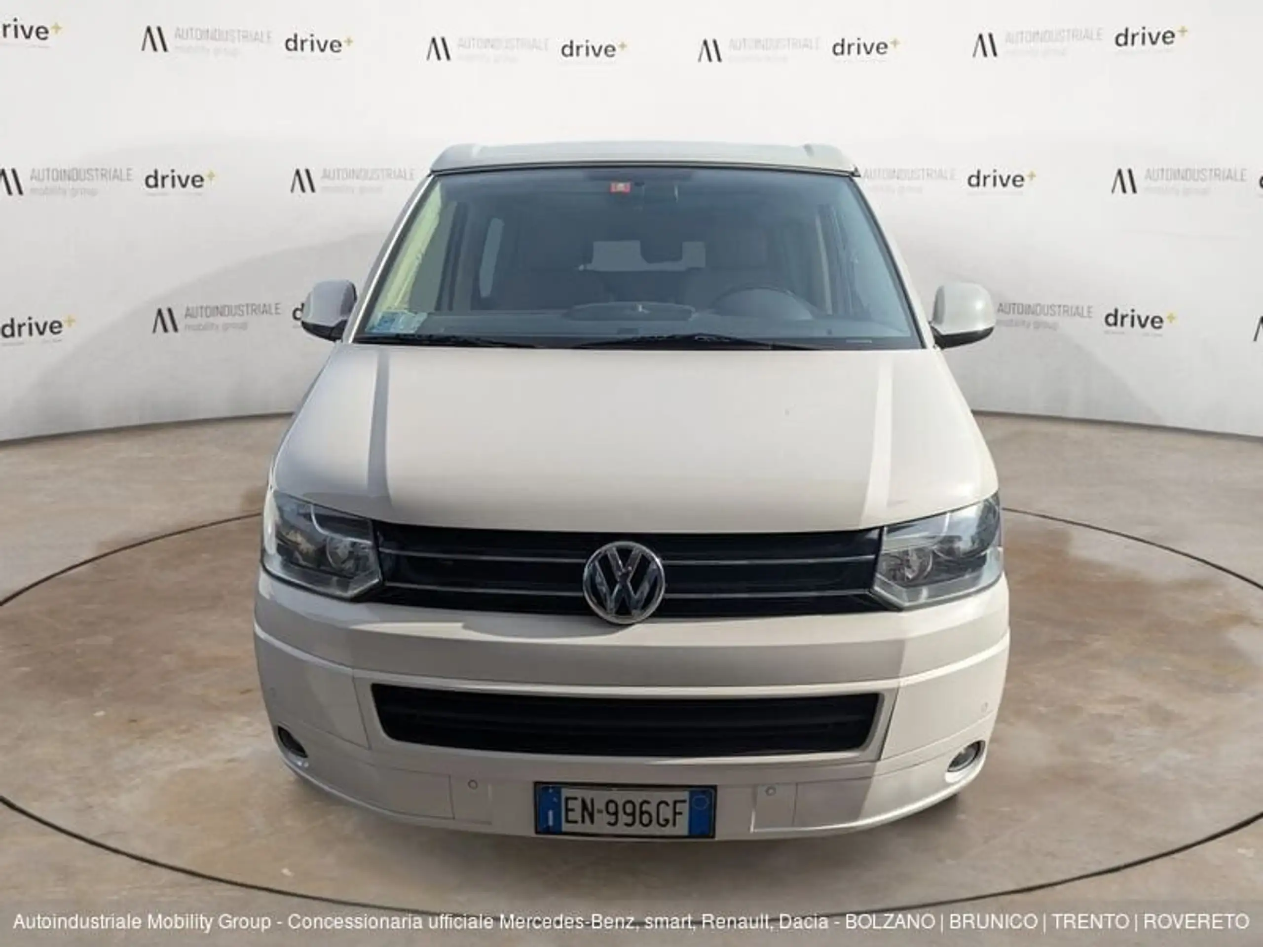 Volkswagen - T5 California