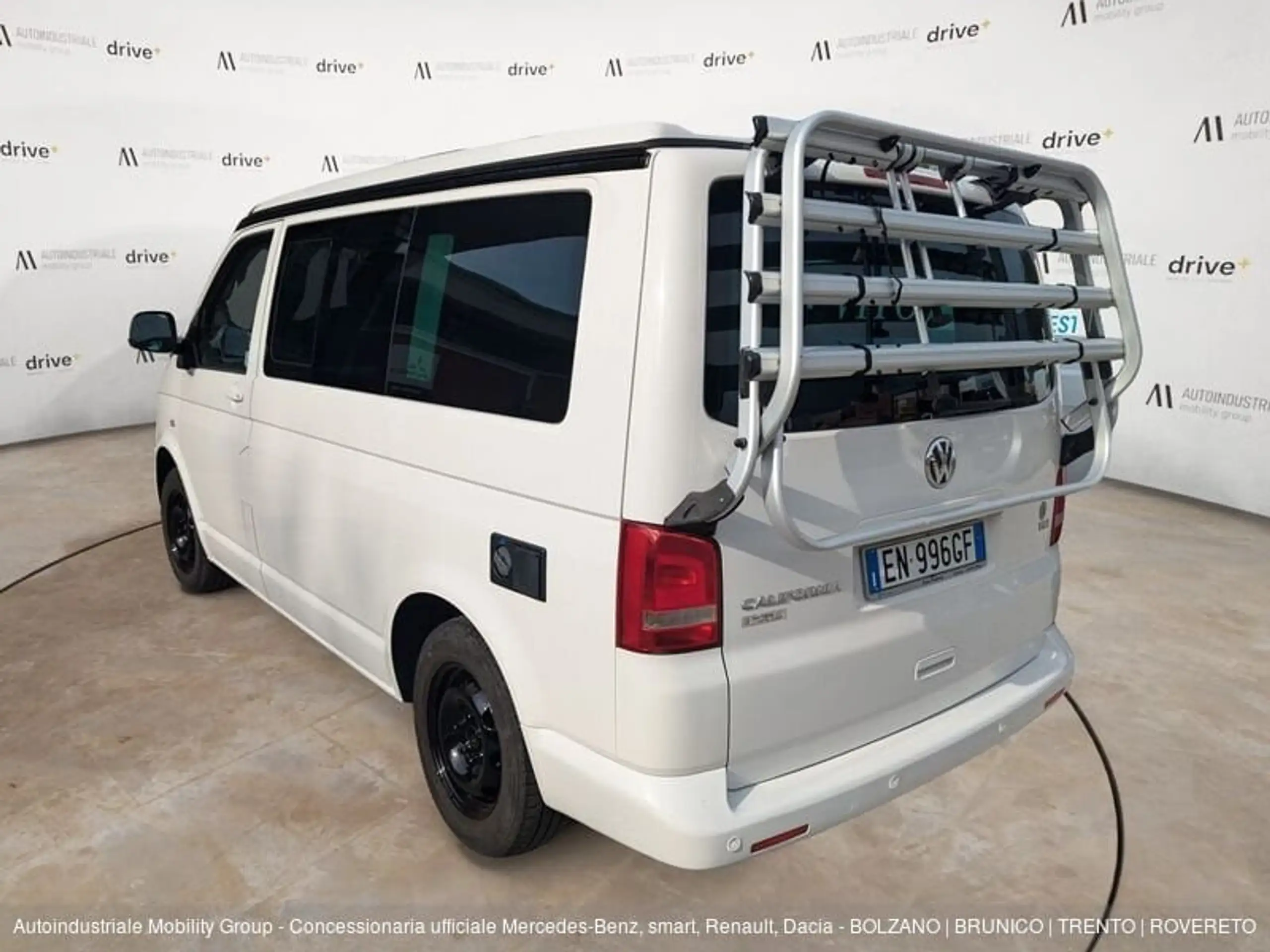 Volkswagen - T5 California