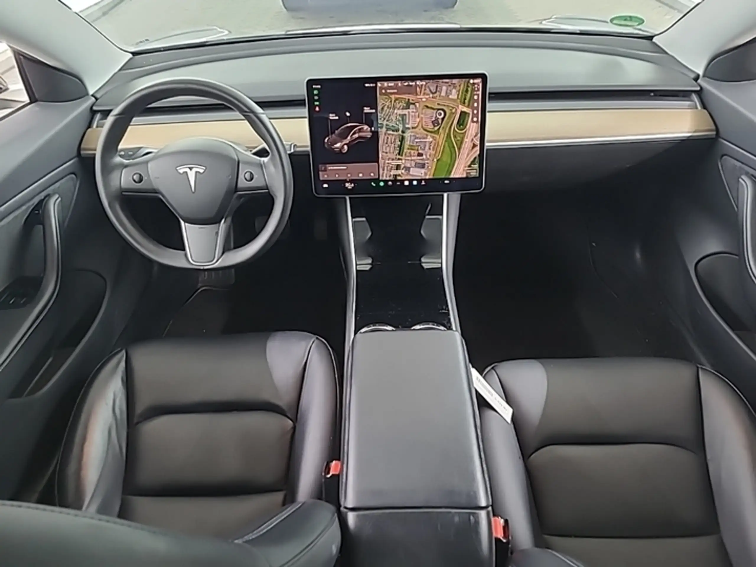 Tesla - Model 3