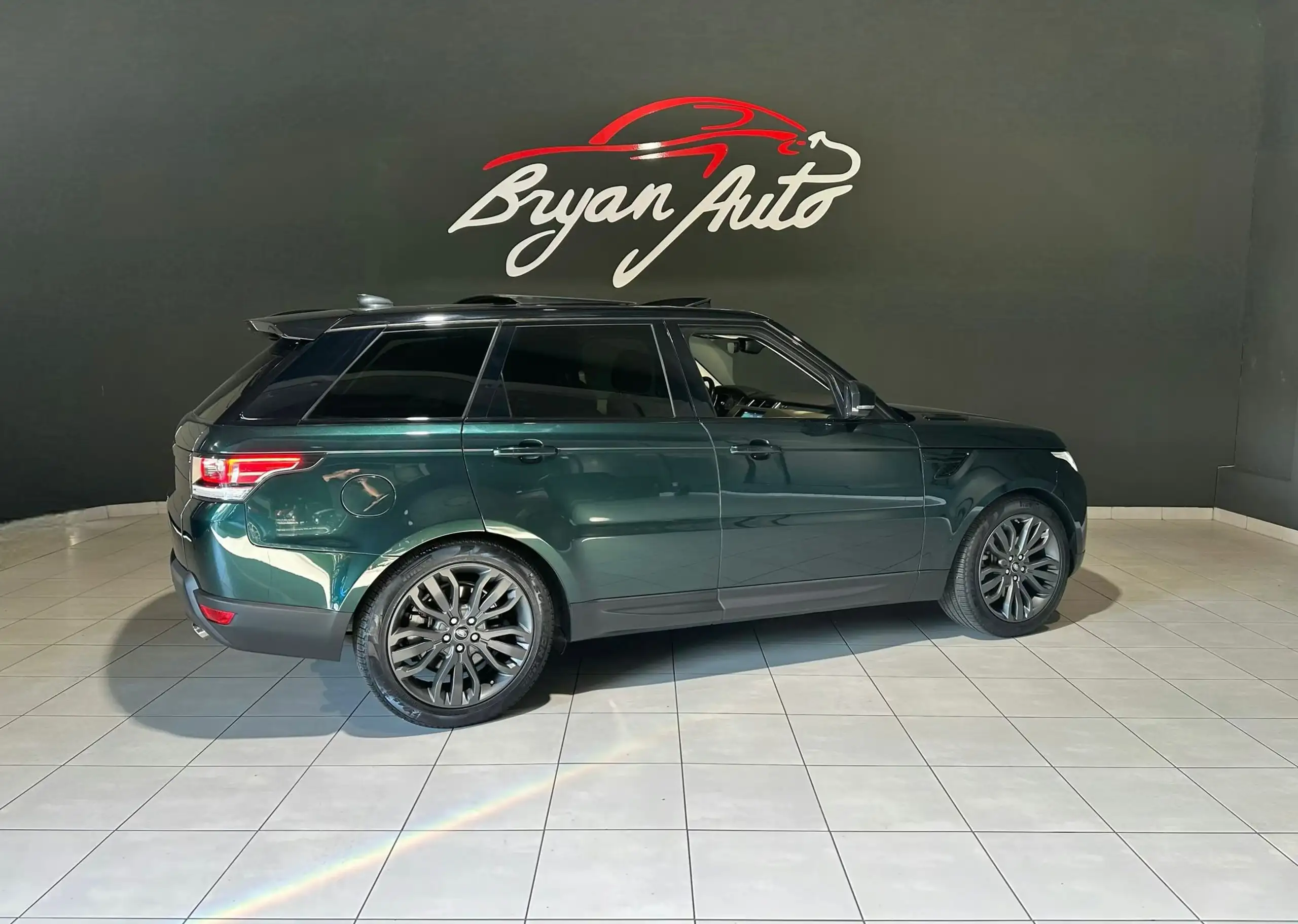 Land Rover - Range Rover Sport