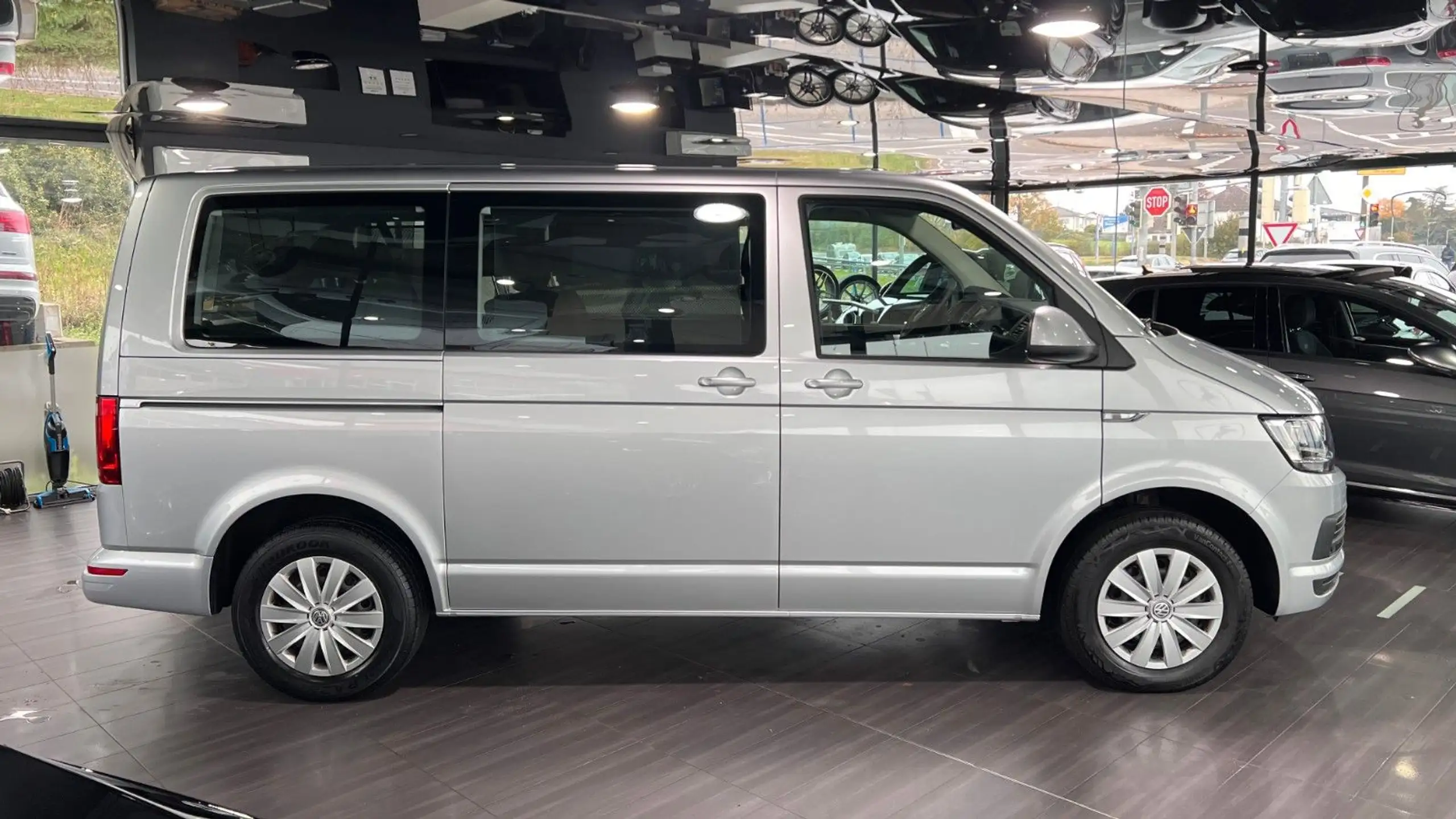 Volkswagen - T6 Transporter