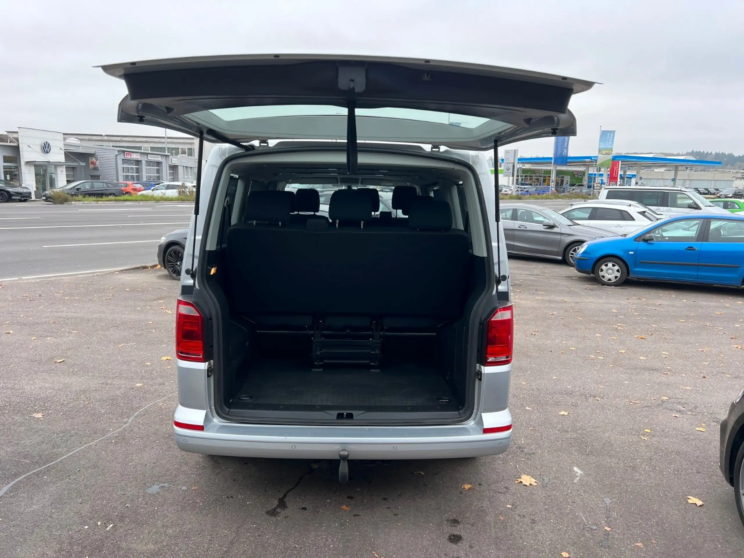 Volkswagen - T6 Transporter