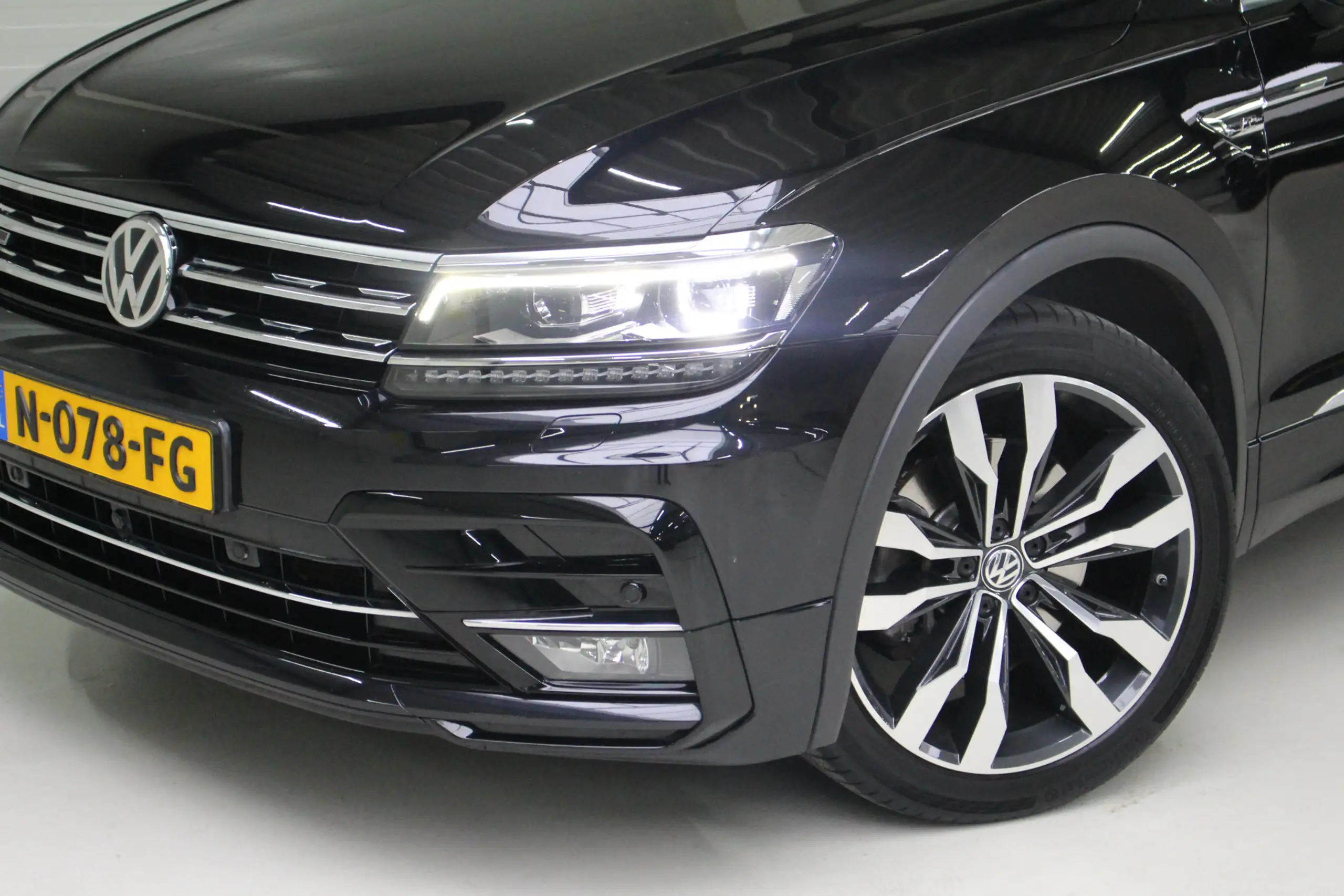 Volkswagen - Tiguan