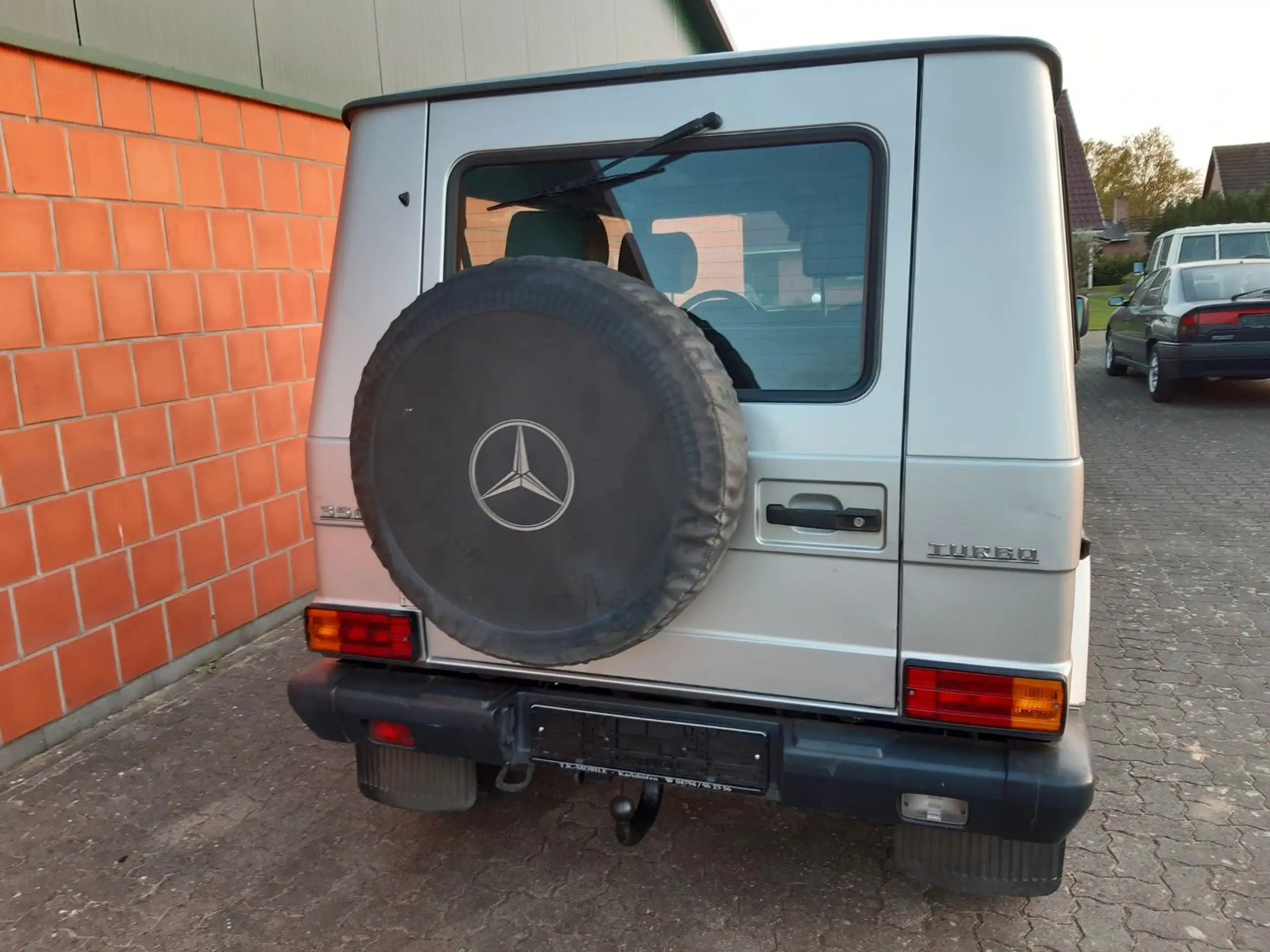 Mercedes-Benz - G 350