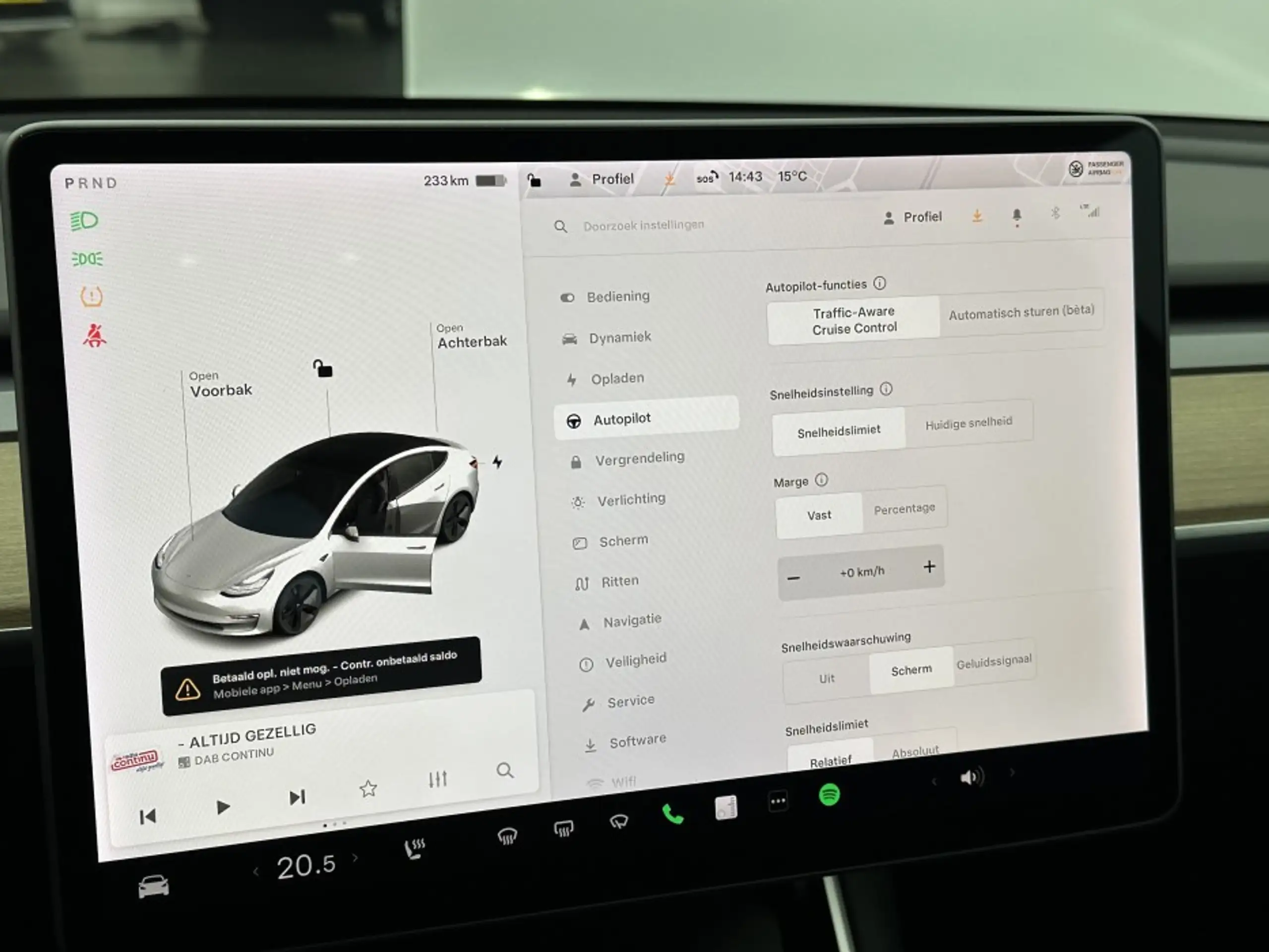 Tesla - Model 3