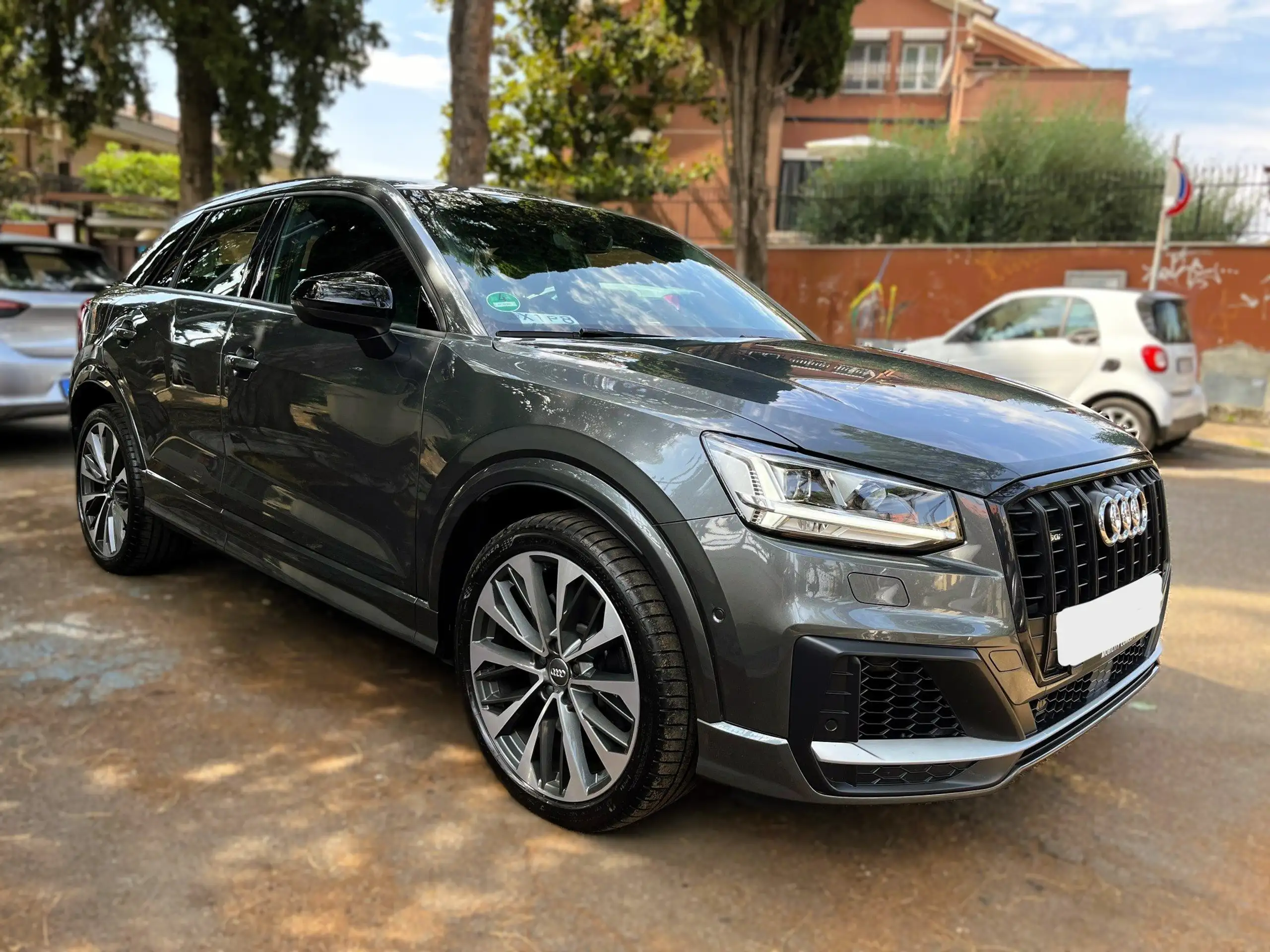 Audi - SQ2