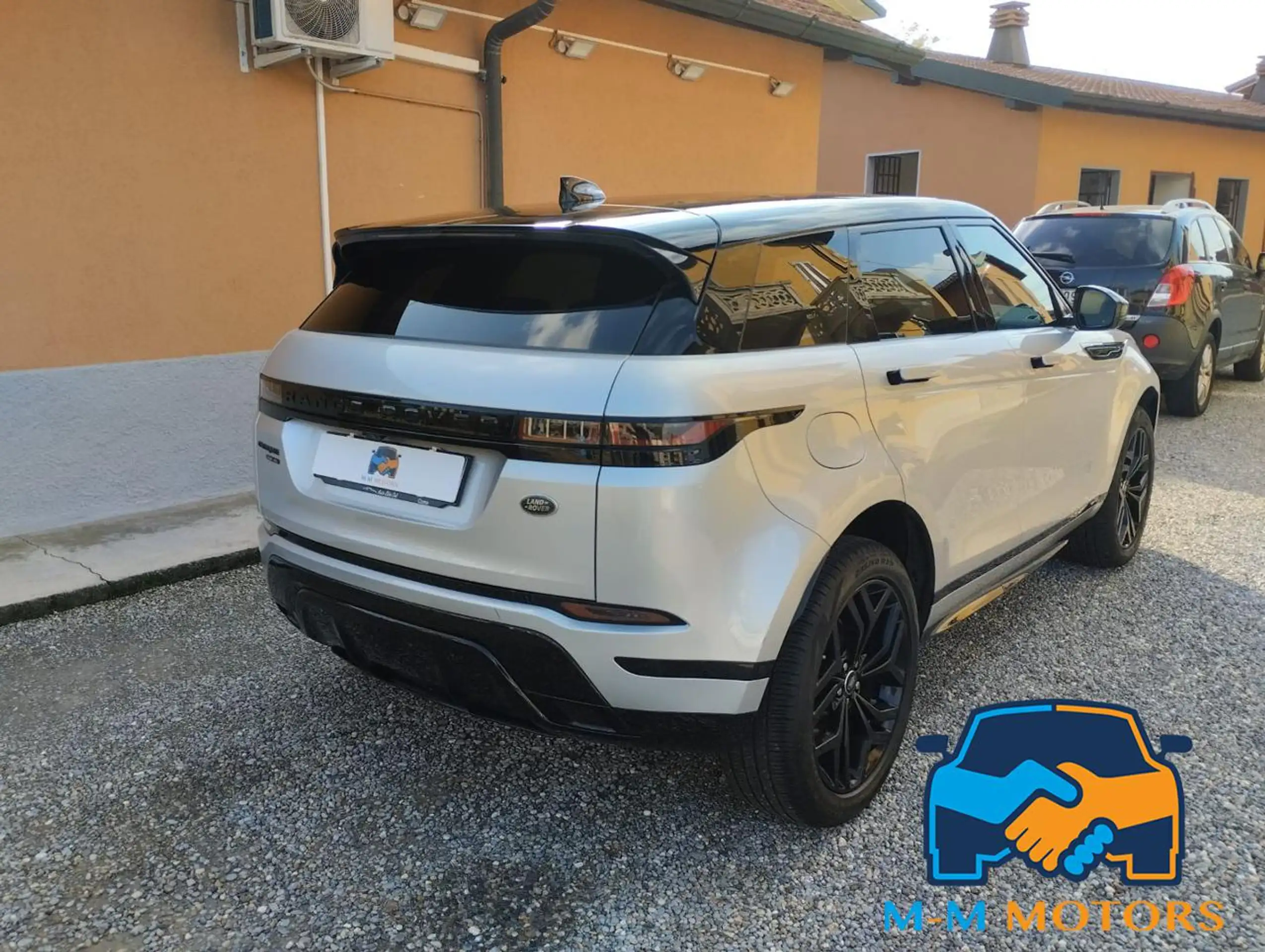 Land Rover - Range Rover Evoque