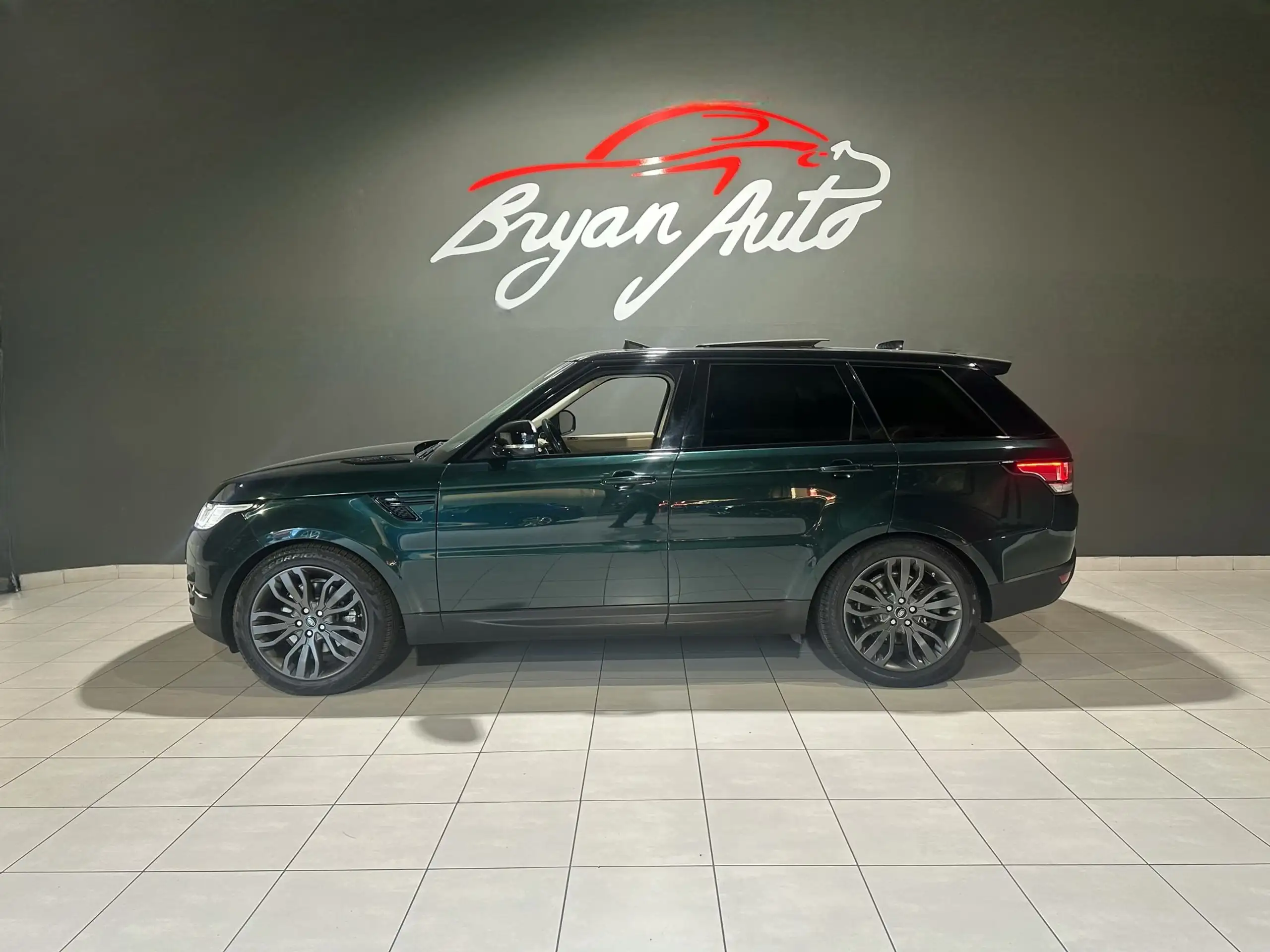 Land Rover - Range Rover Sport