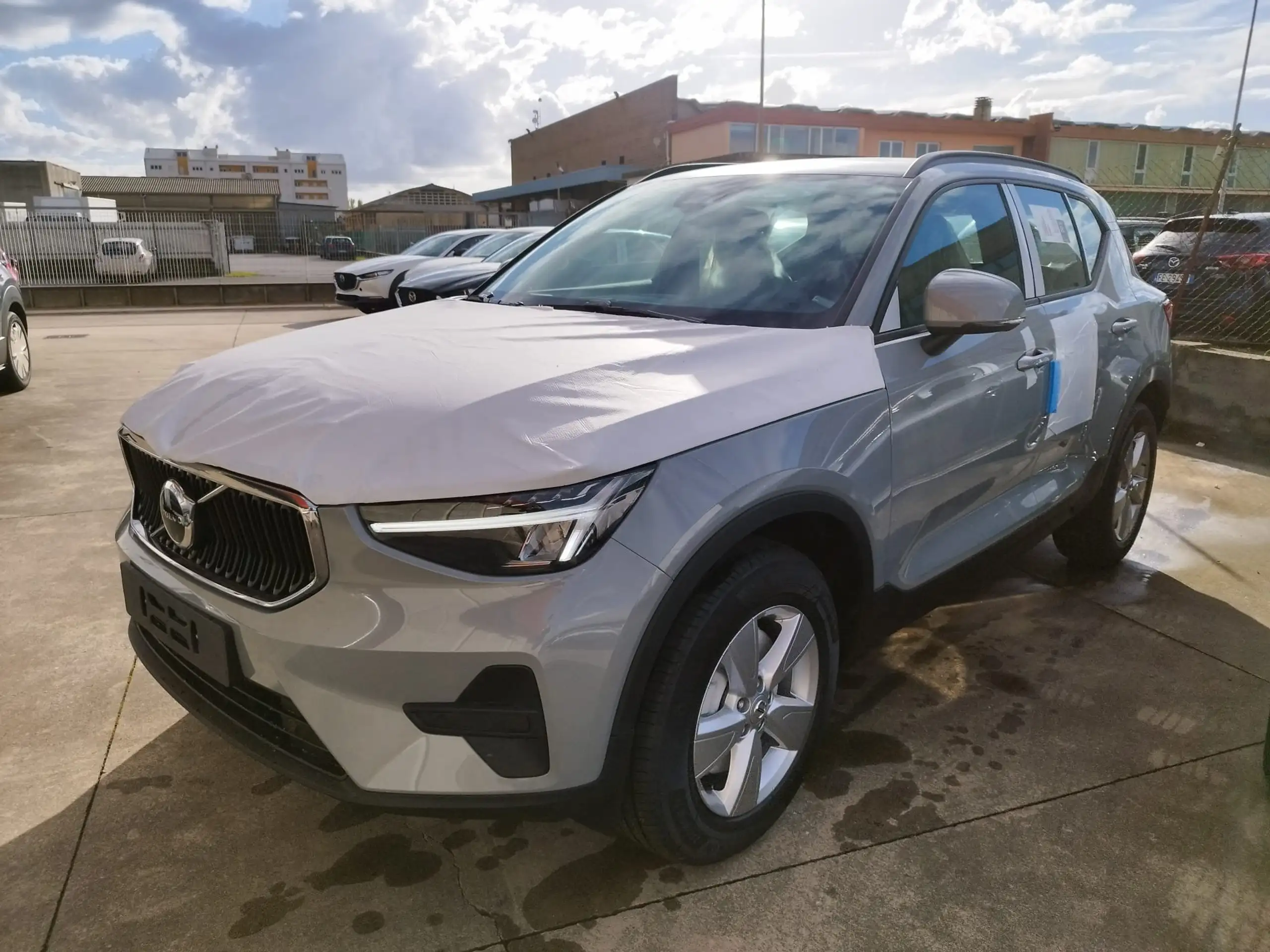 Volvo - XC40