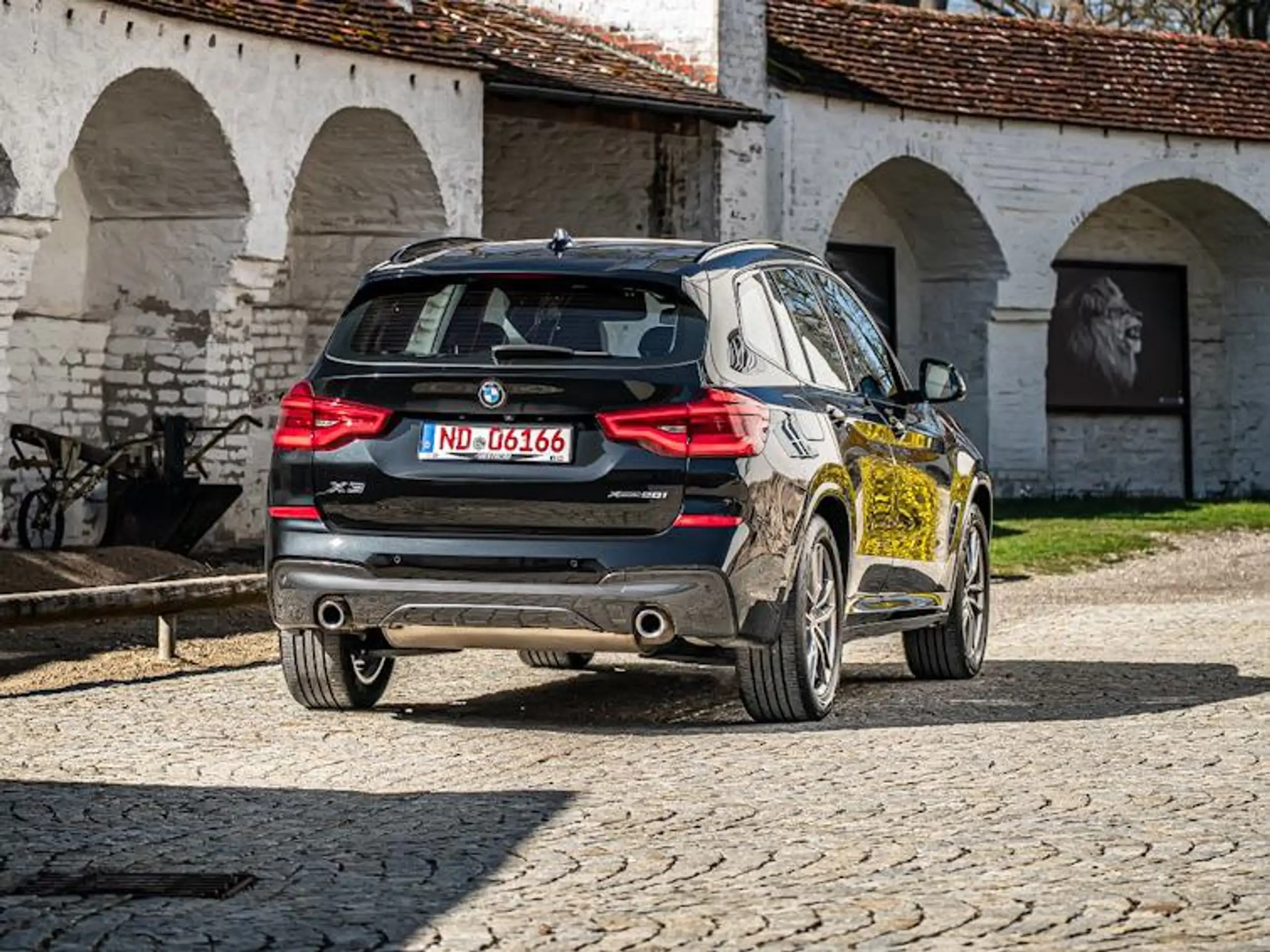 BMW - X3