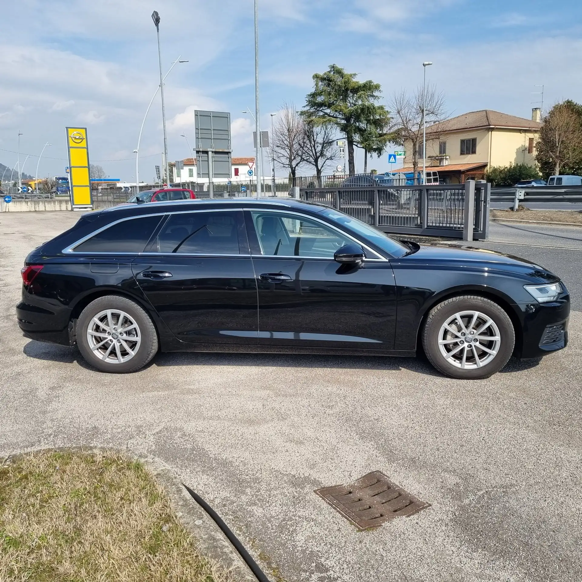 Audi - A6