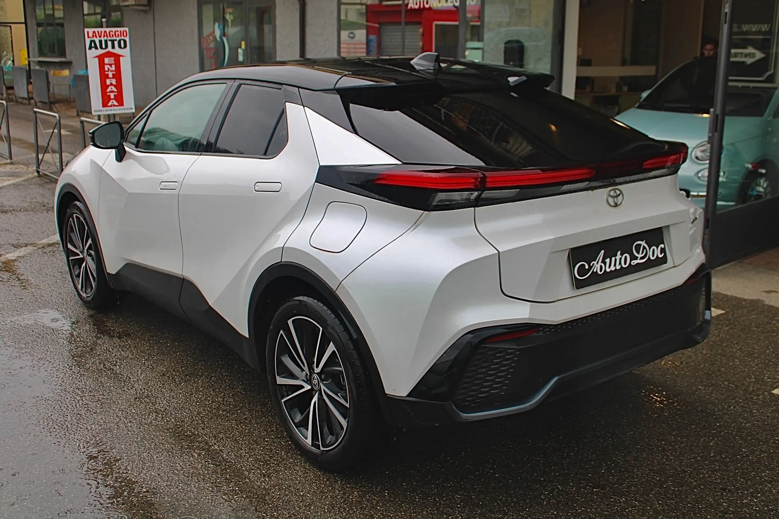 Toyota - C-HR