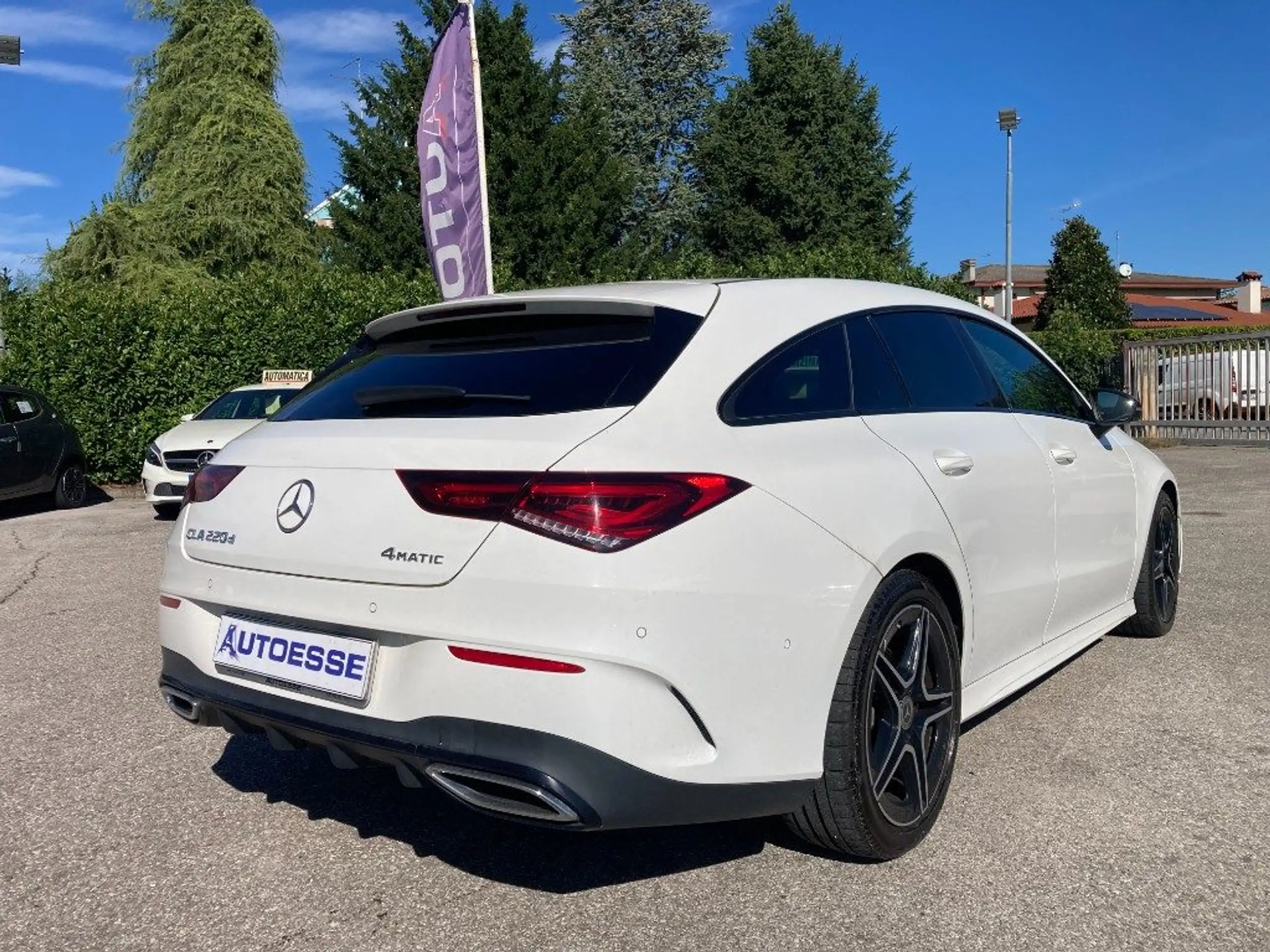 Mercedes-Benz - CLA 220