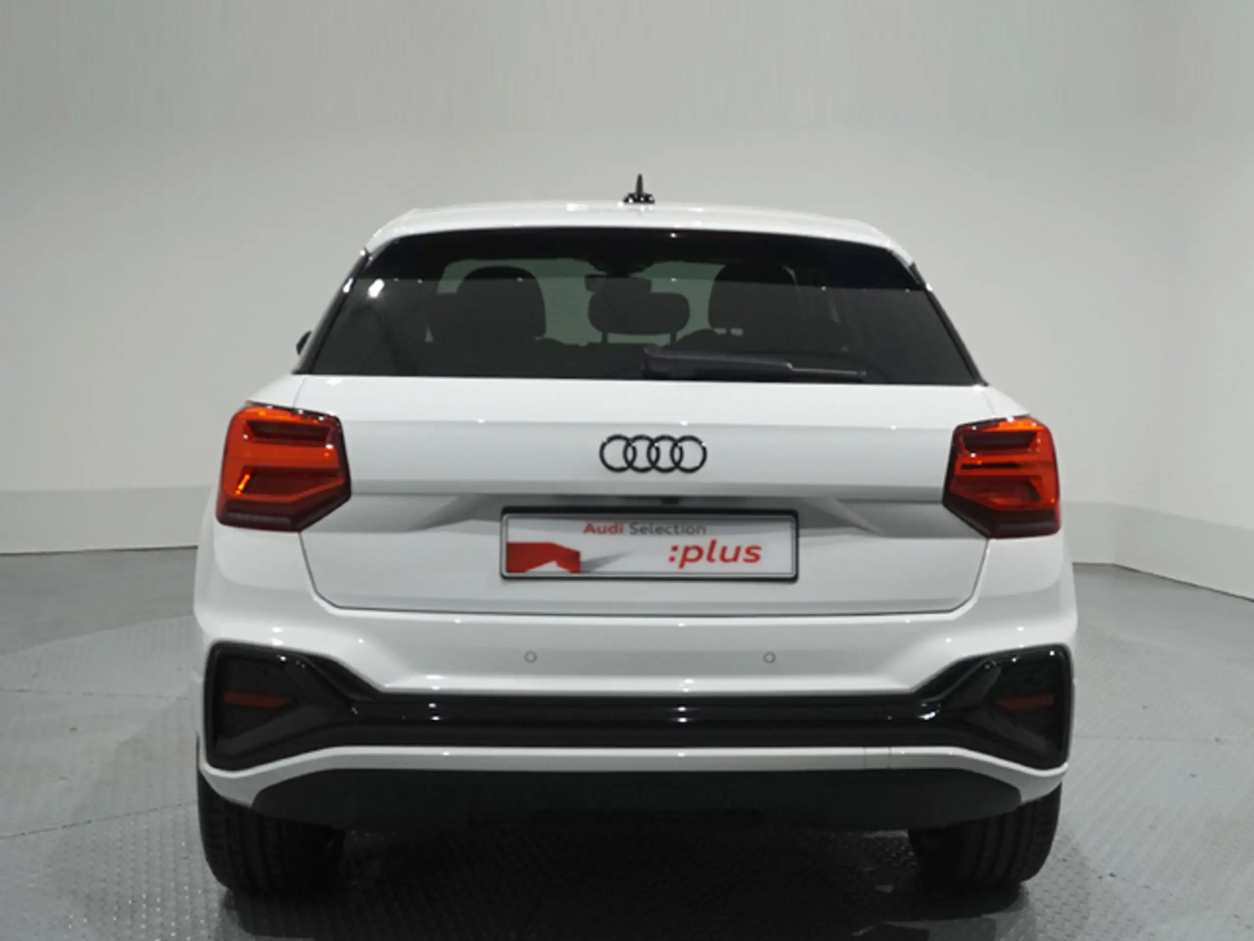 Audi - Q2