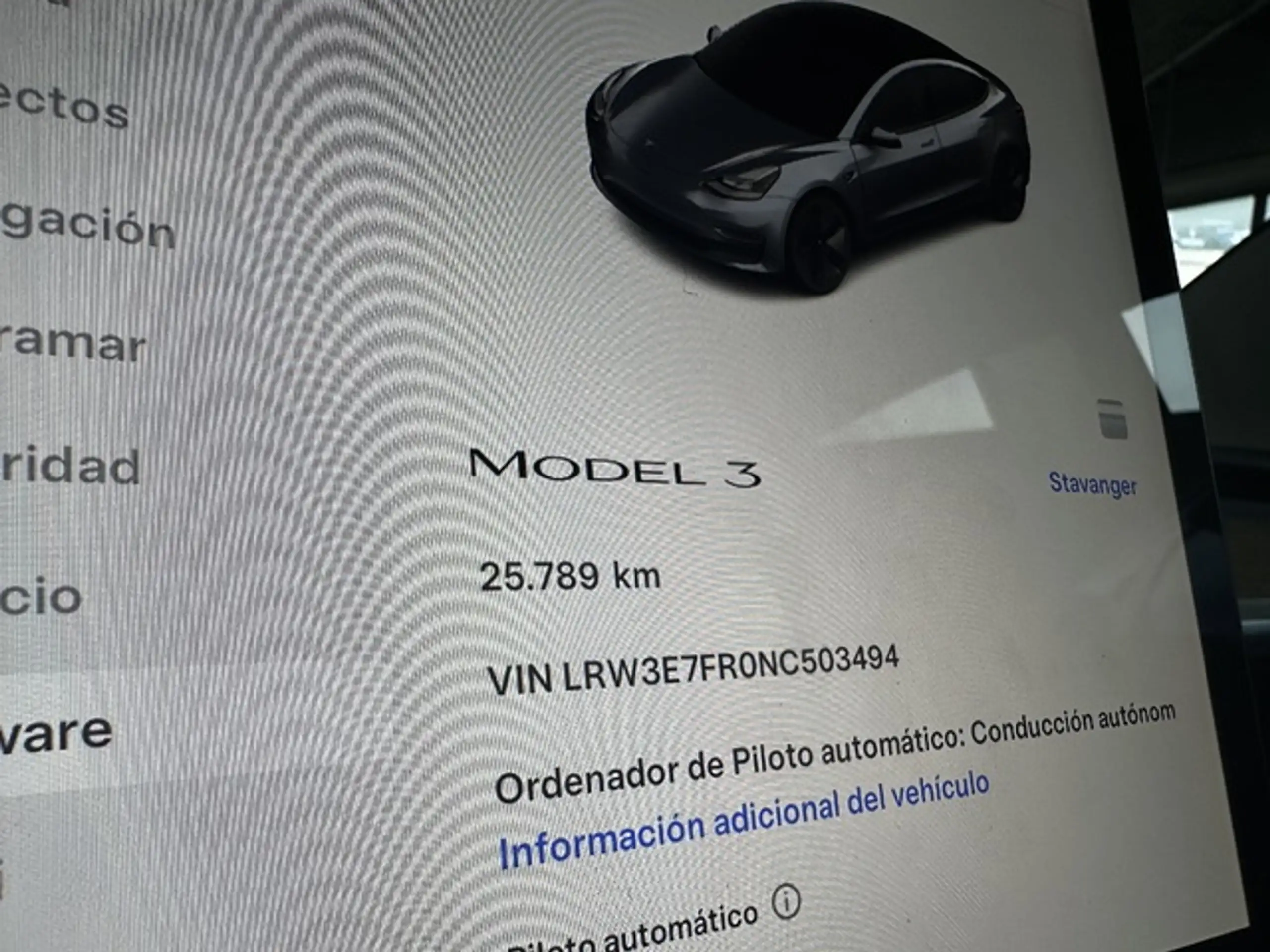 Tesla - Model 3