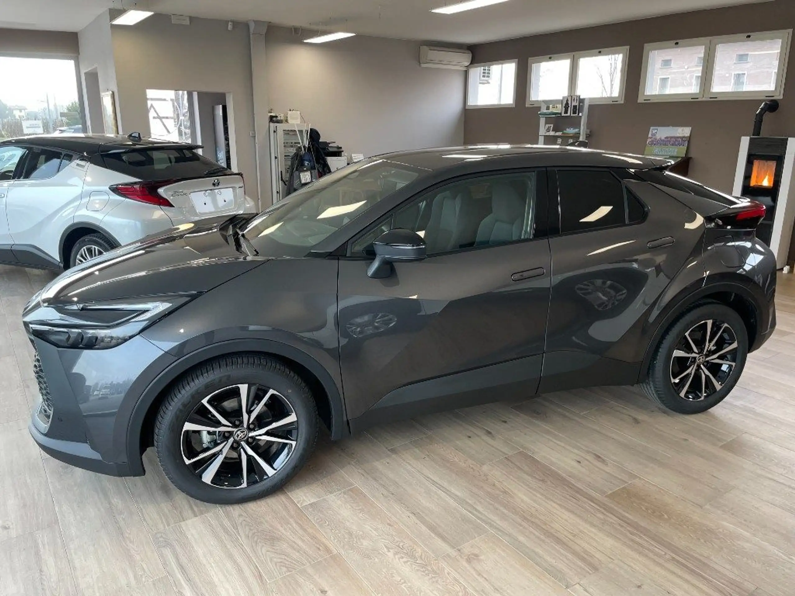 Toyota - C-HR