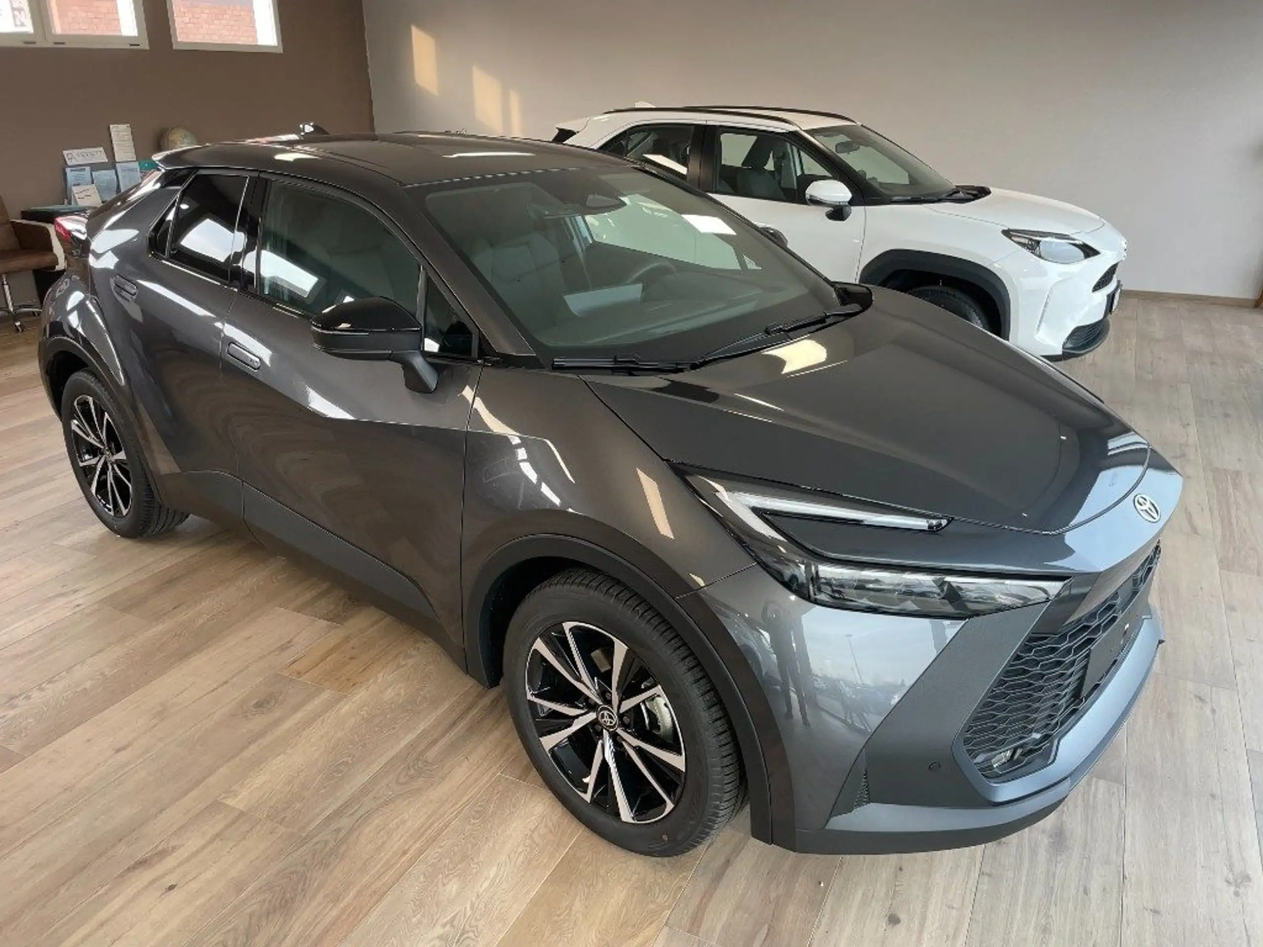 Toyota - C-HR