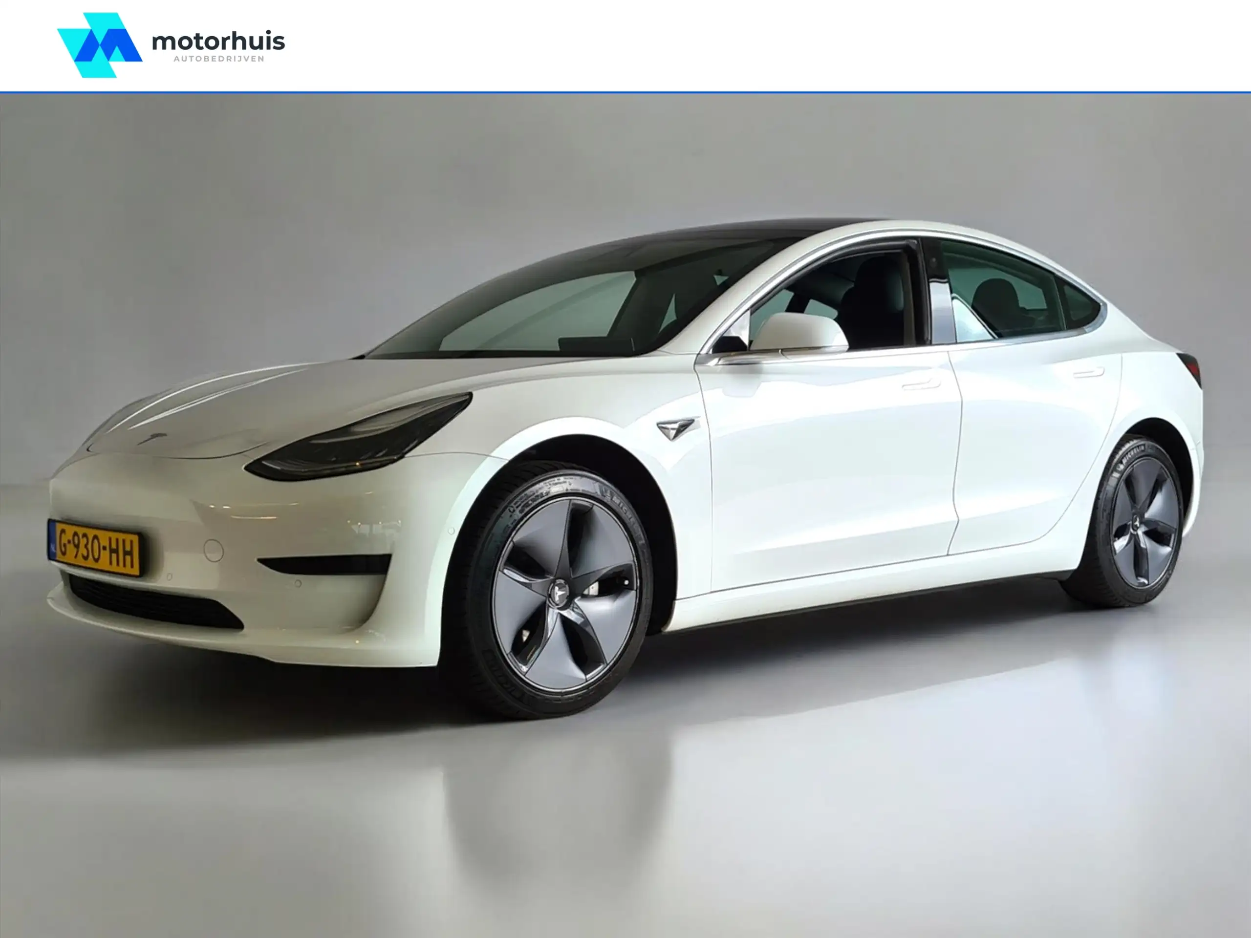 Tesla - Model 3