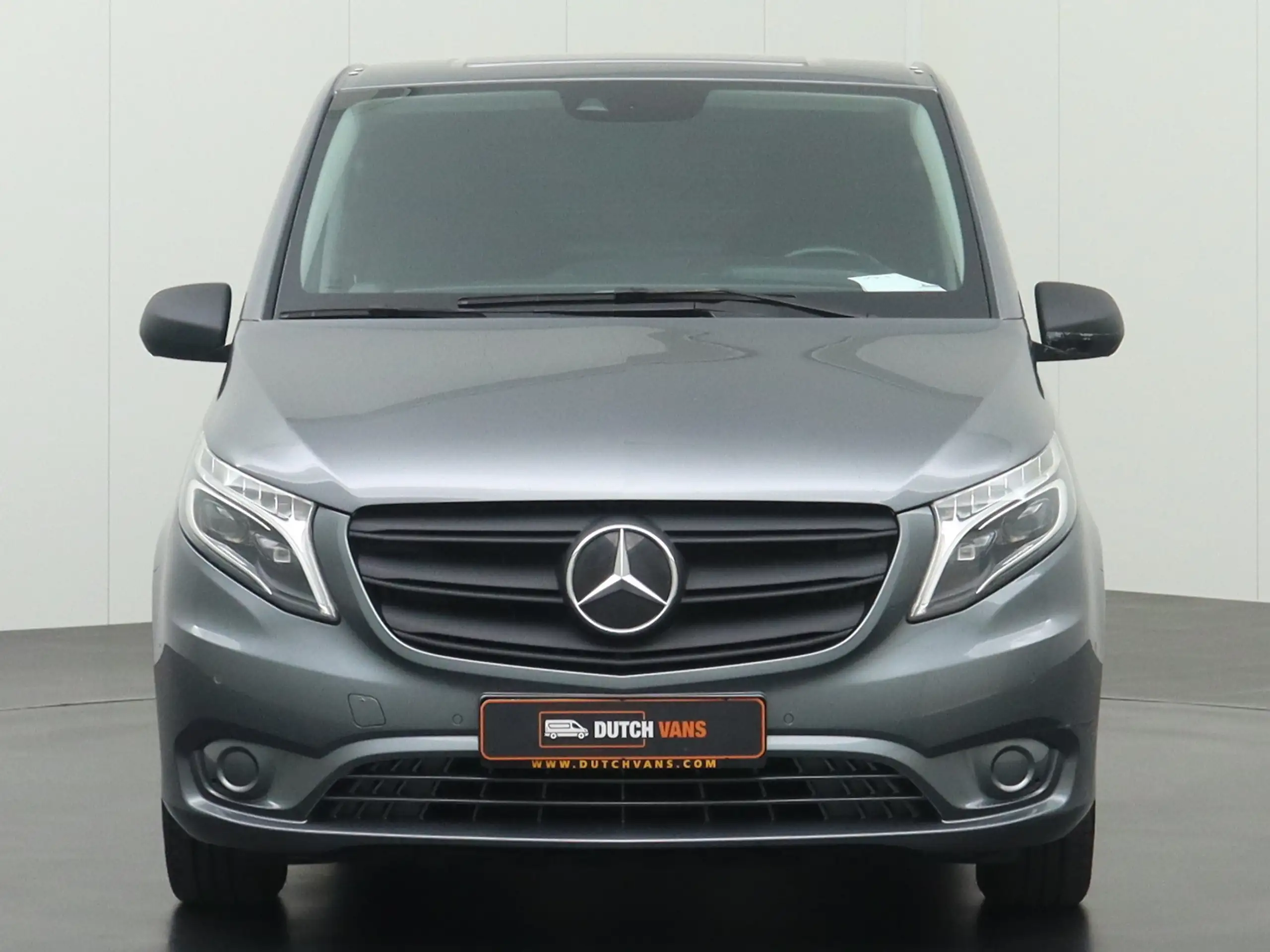 Mercedes-Benz - Vito