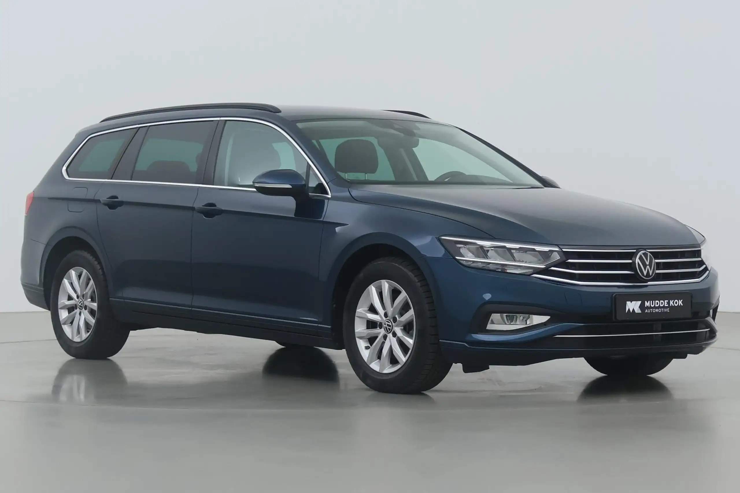 Volkswagen - Passat