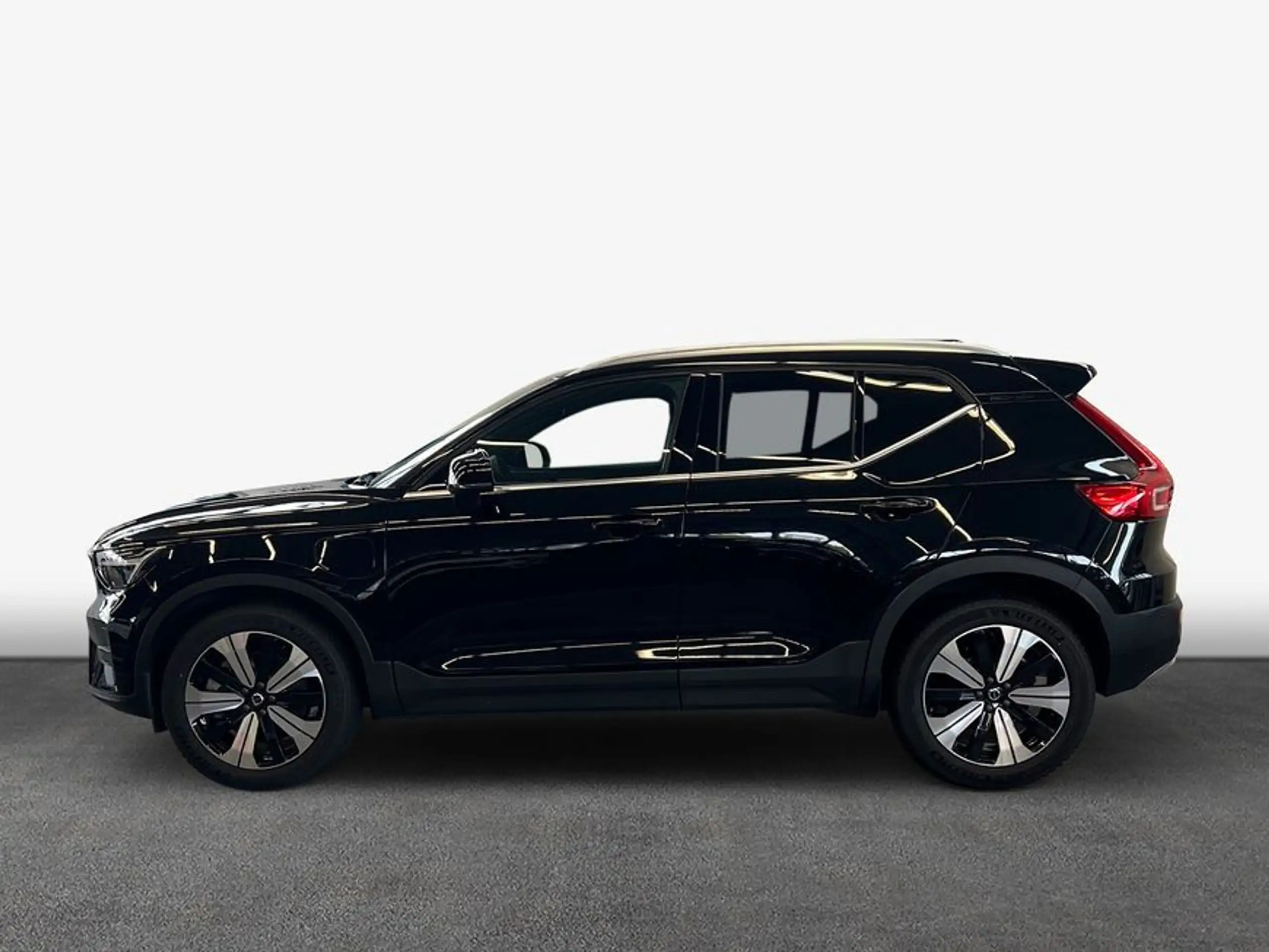 Volvo - XC40