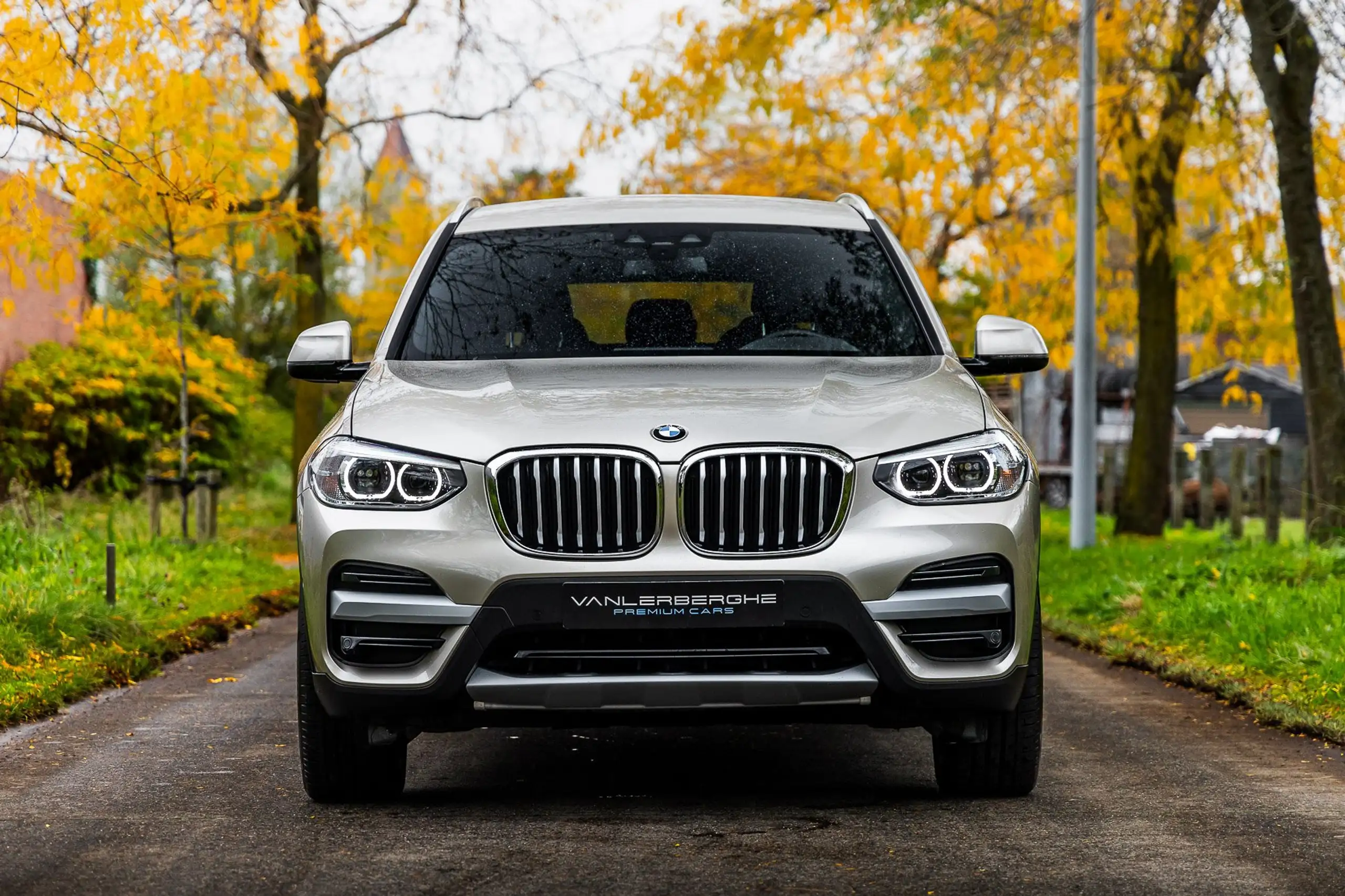 BMW - X3