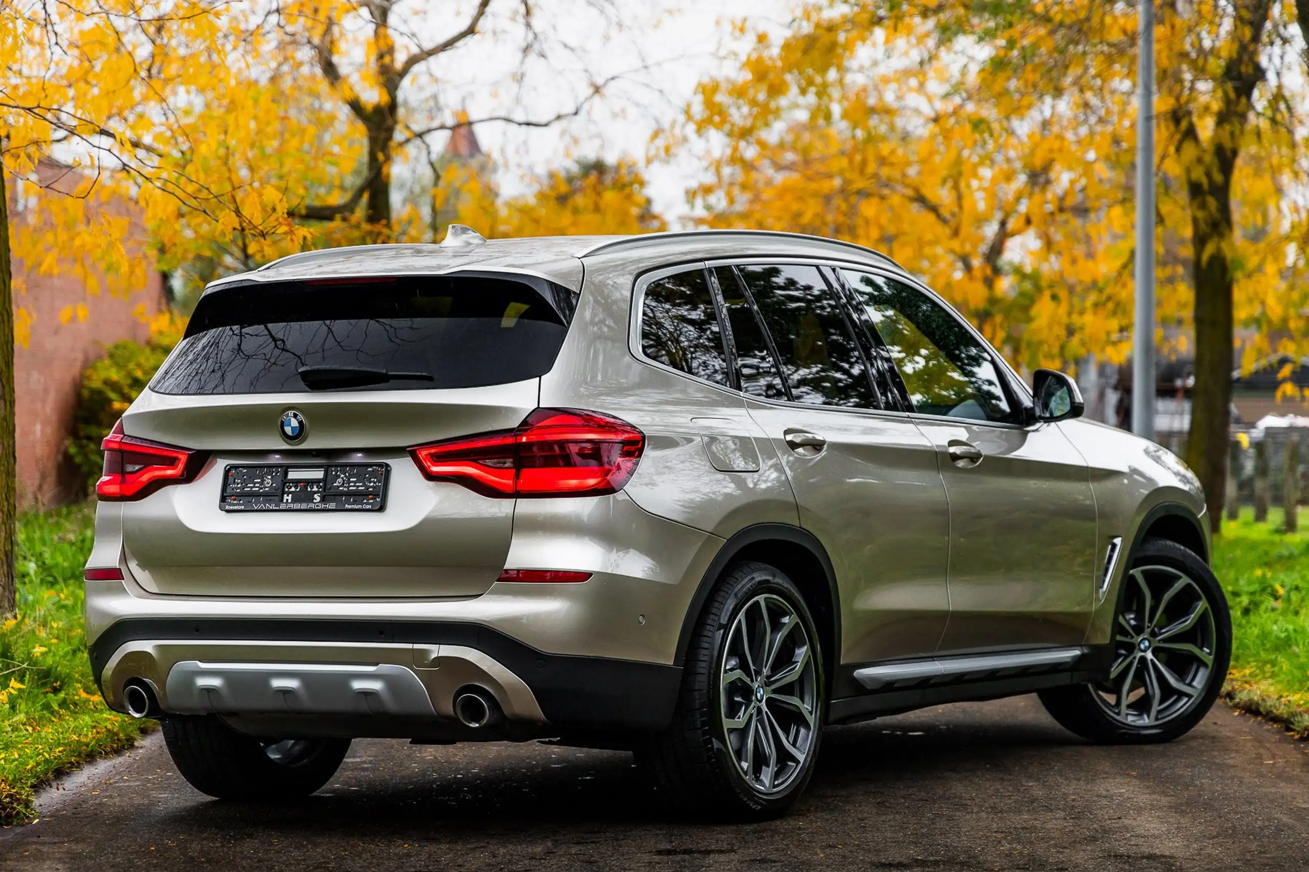 BMW - X3