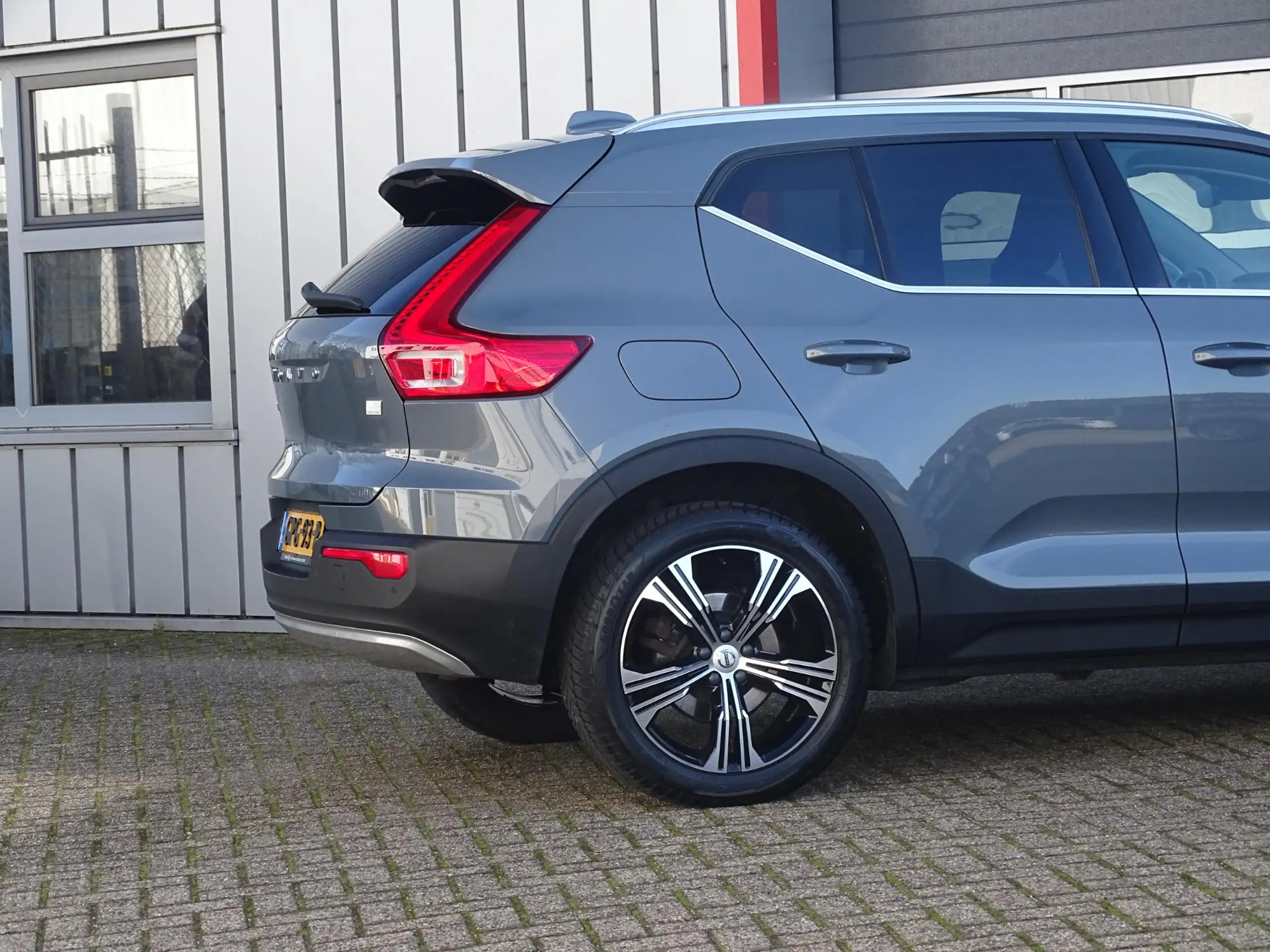 Volvo - XC40