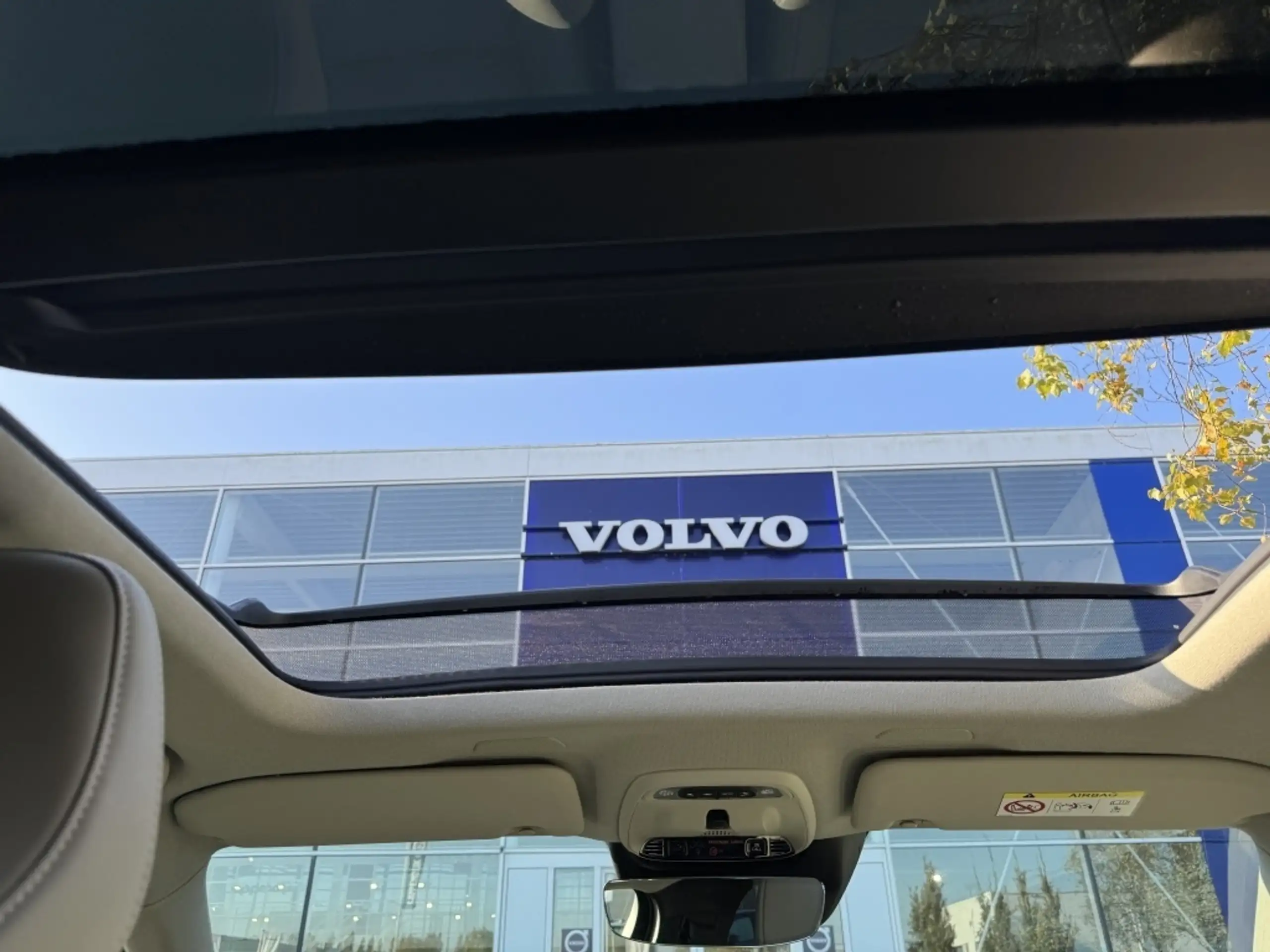 Volvo - XC40