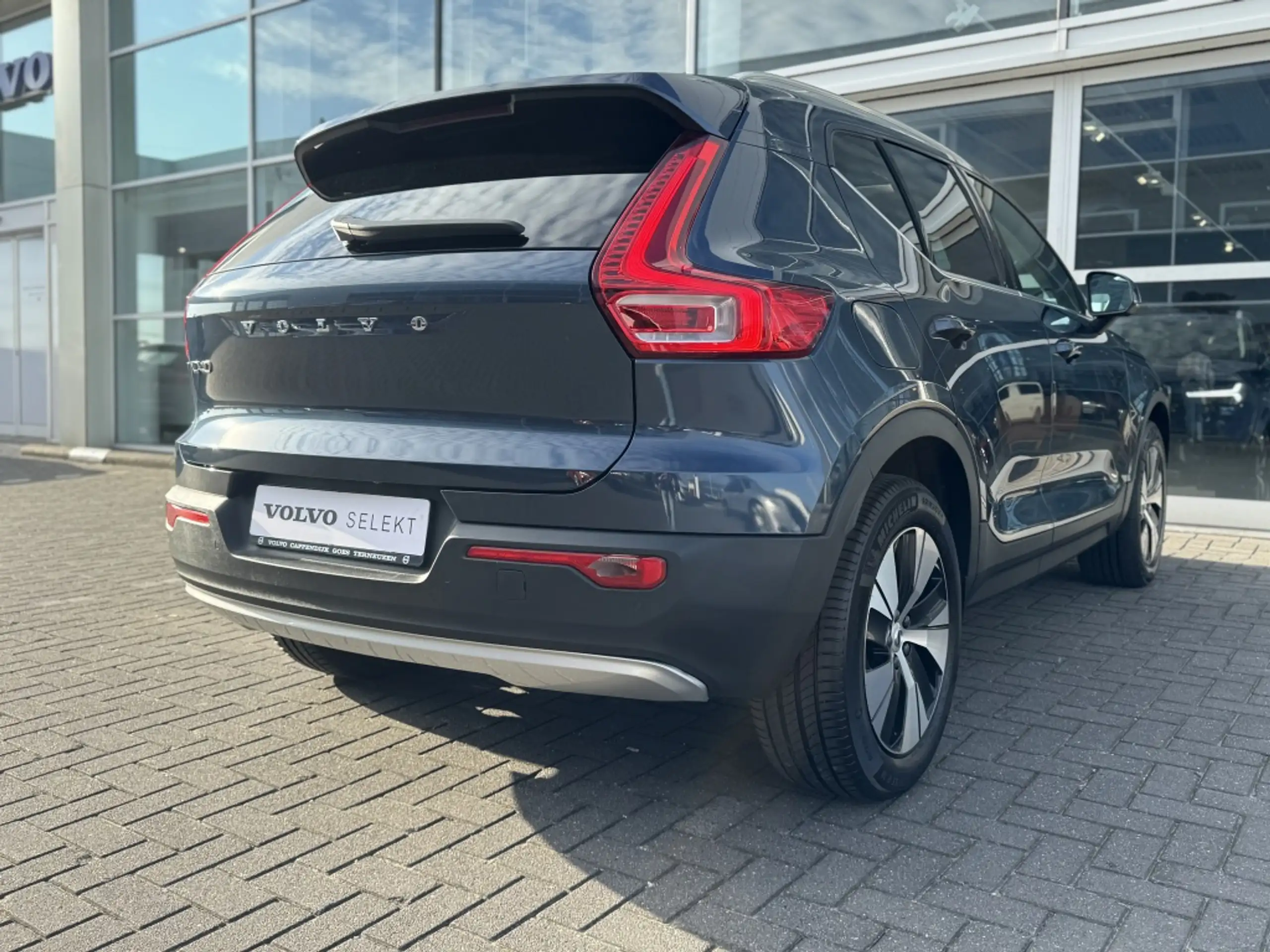 Volvo - XC40